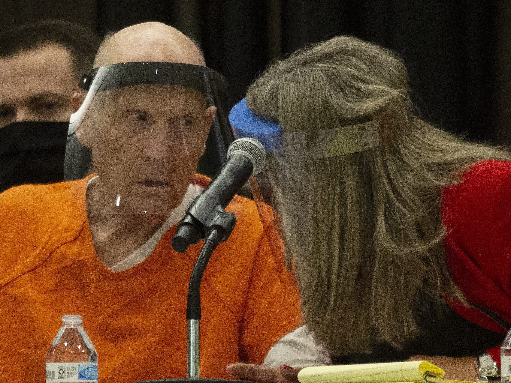 74-jähriger "Golden State Killer" gesteht Morde.