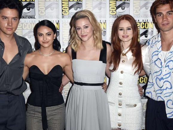 Die Stars von Riverdale bei der Comic Con 2019. Die Stars von Riverdale bei der Comic Con 2019.