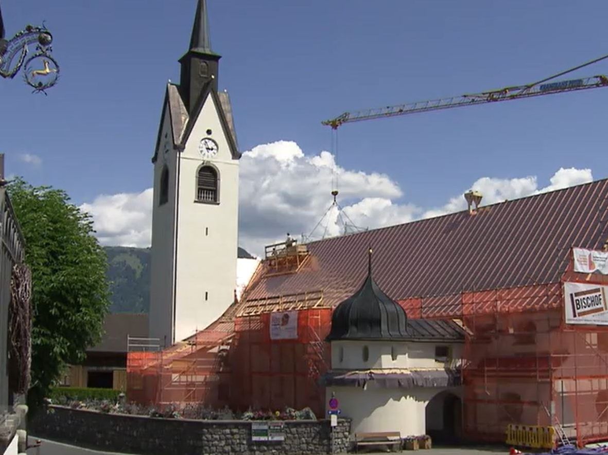 Schwarzenberg bekommt ein neues Kirchendach aus Kupfer.