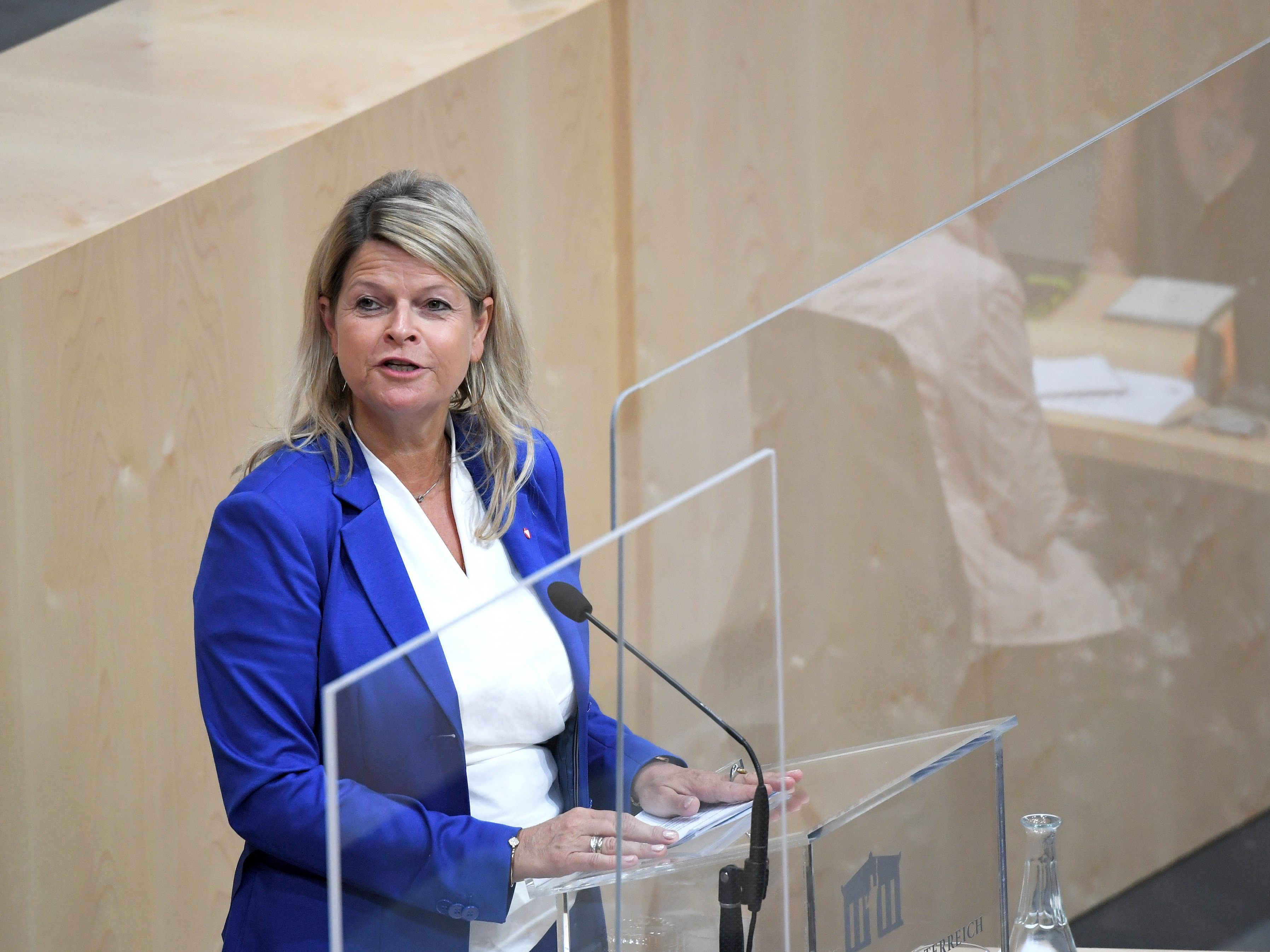 Verteidigungsministerin Tanner gab in den letzten Tagen Rätsel um die Zukunft des Bundesheeres auf. Verteidigungsministerin Tanner gab in den letzten Tagen Rätsel um die Zukunft des Bundesheeres auf.
