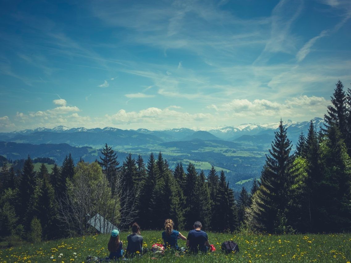 Mit vier einfachen Tipps ist auch am Urlaubsort gute ärztliche Versorgung sicher.