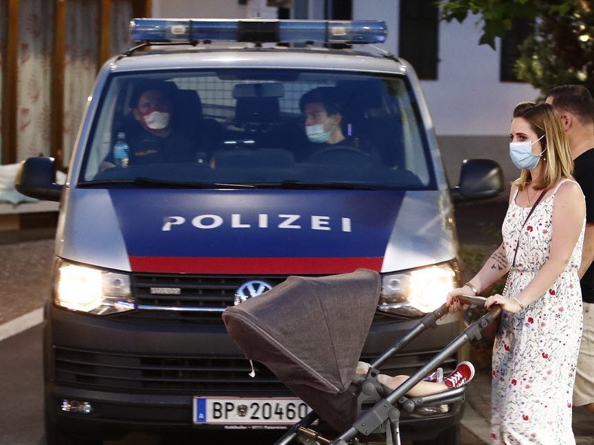Drei Beamte positiv getestet - Beide Dienststellen vorübergehend geschlossen Drei Beamte positiv getestet - Beide Dienststellen vorübergehend geschlossen
