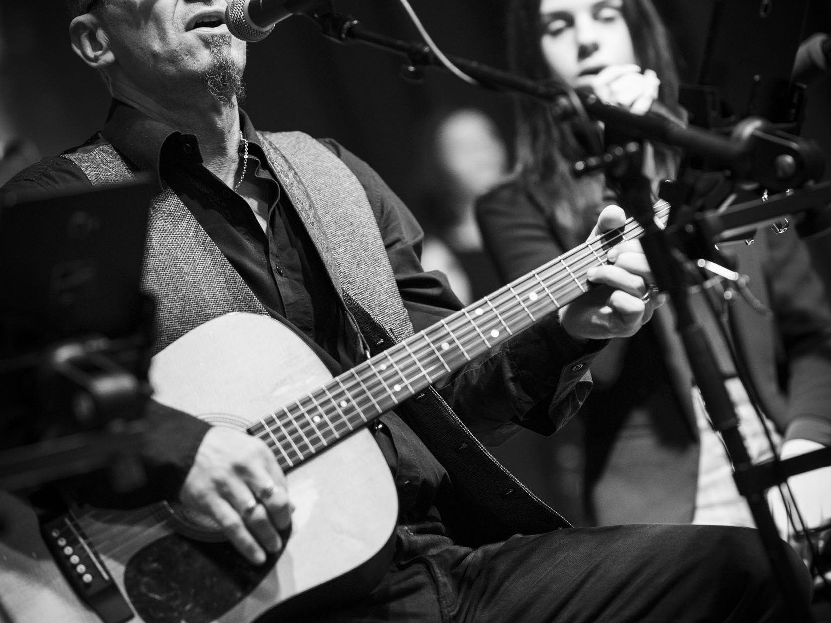 Die Bandmitglieder Reini und Annika