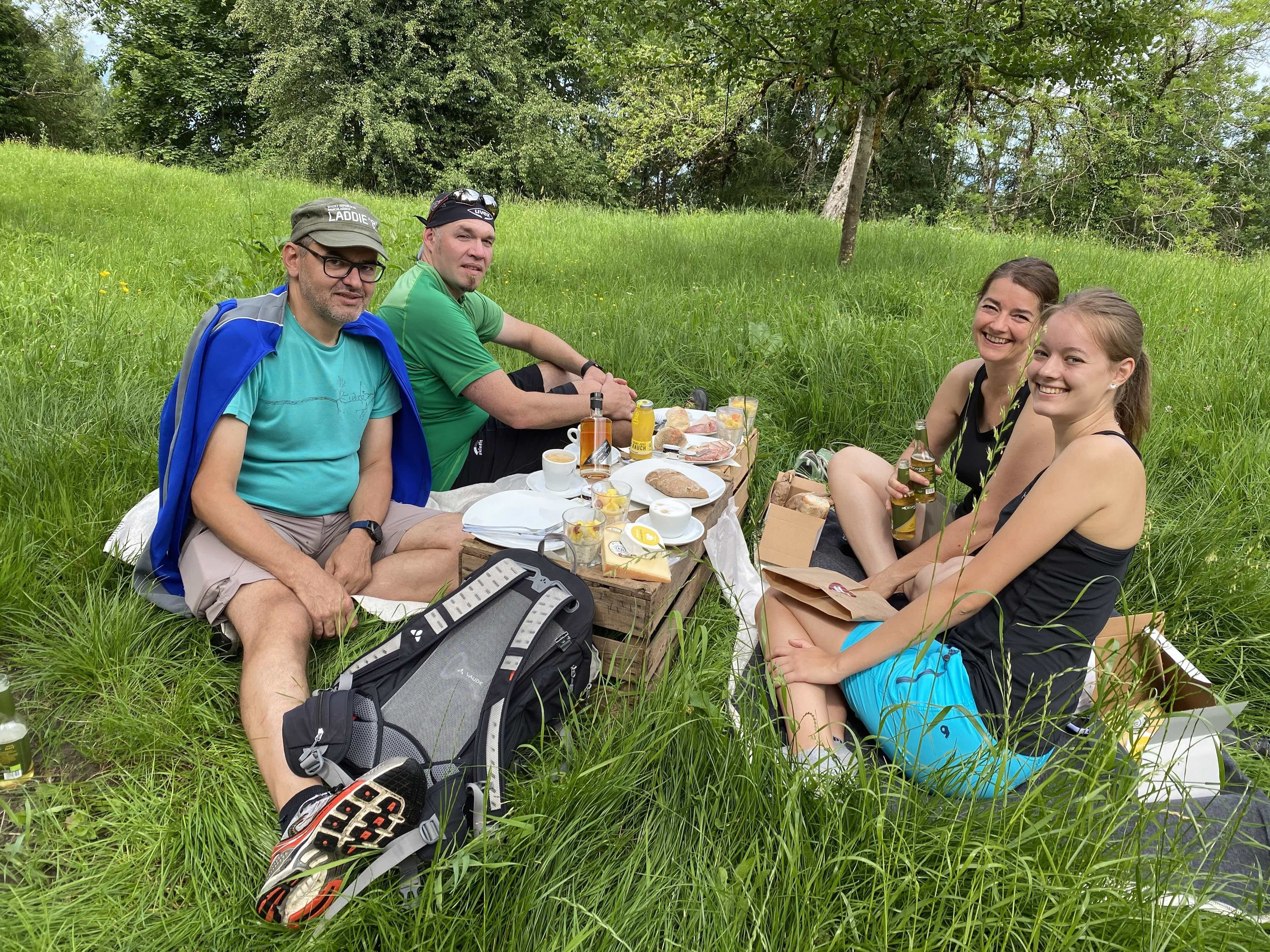 Das 1. Vorarlberger Kulturpicknick fand auf dem Schlossberg statt.