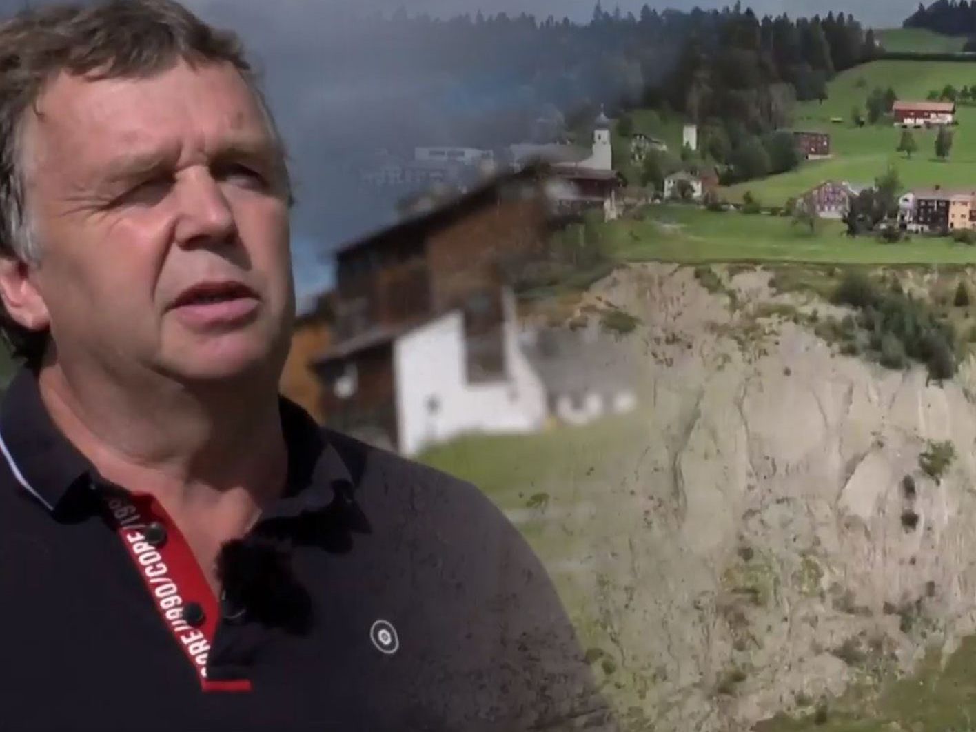Otto Nöckl steht mit seinem Haus direkt am Abgrund ins "Dorener Gschlief". Otto Nöckl steht mit seinem Haus direkt am Abgrund ins "Dorener Gschlief".