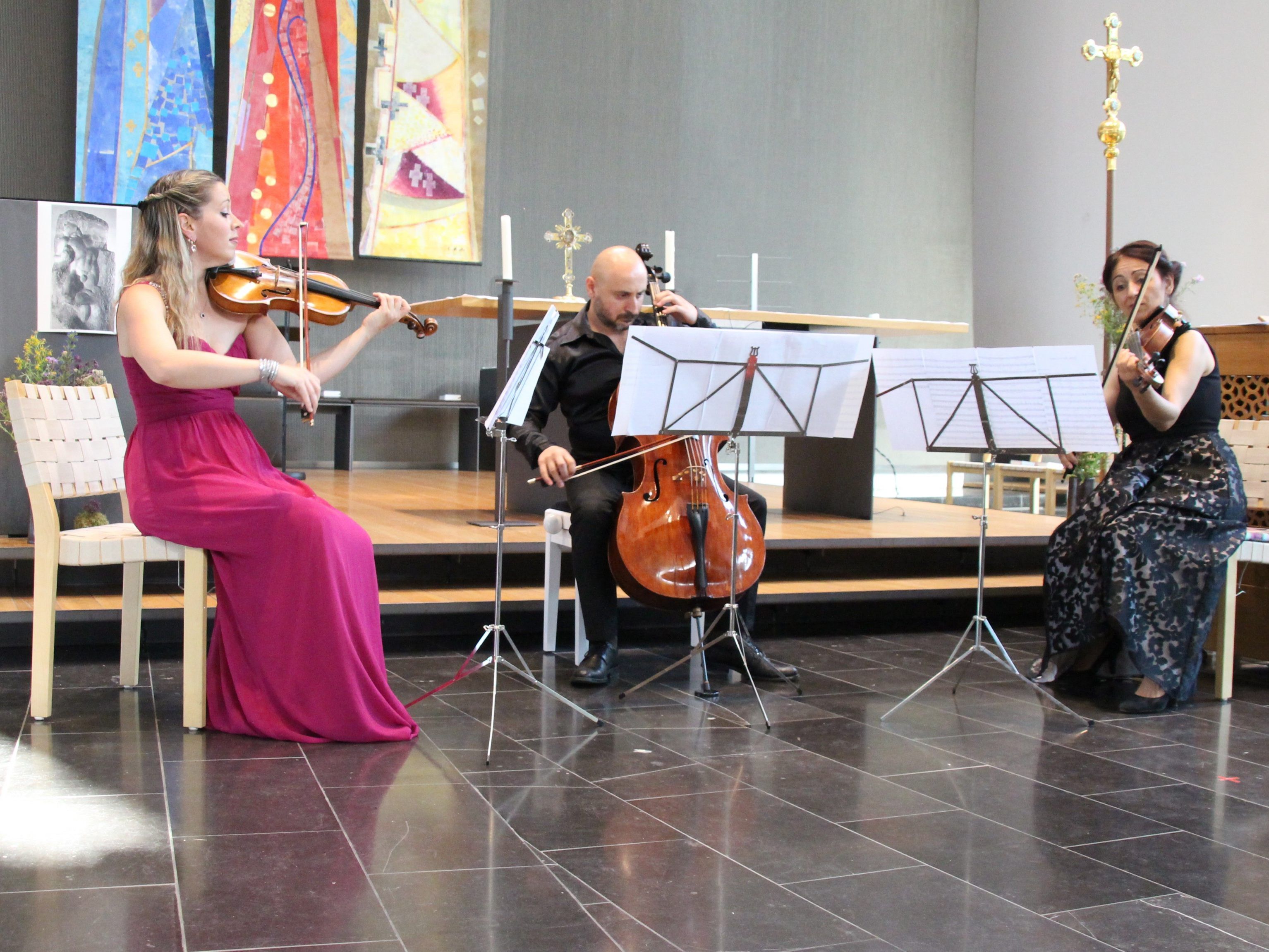 Ivana Cetkovic,  Alexandr Karakhanyan und Gayane Mirzoyan