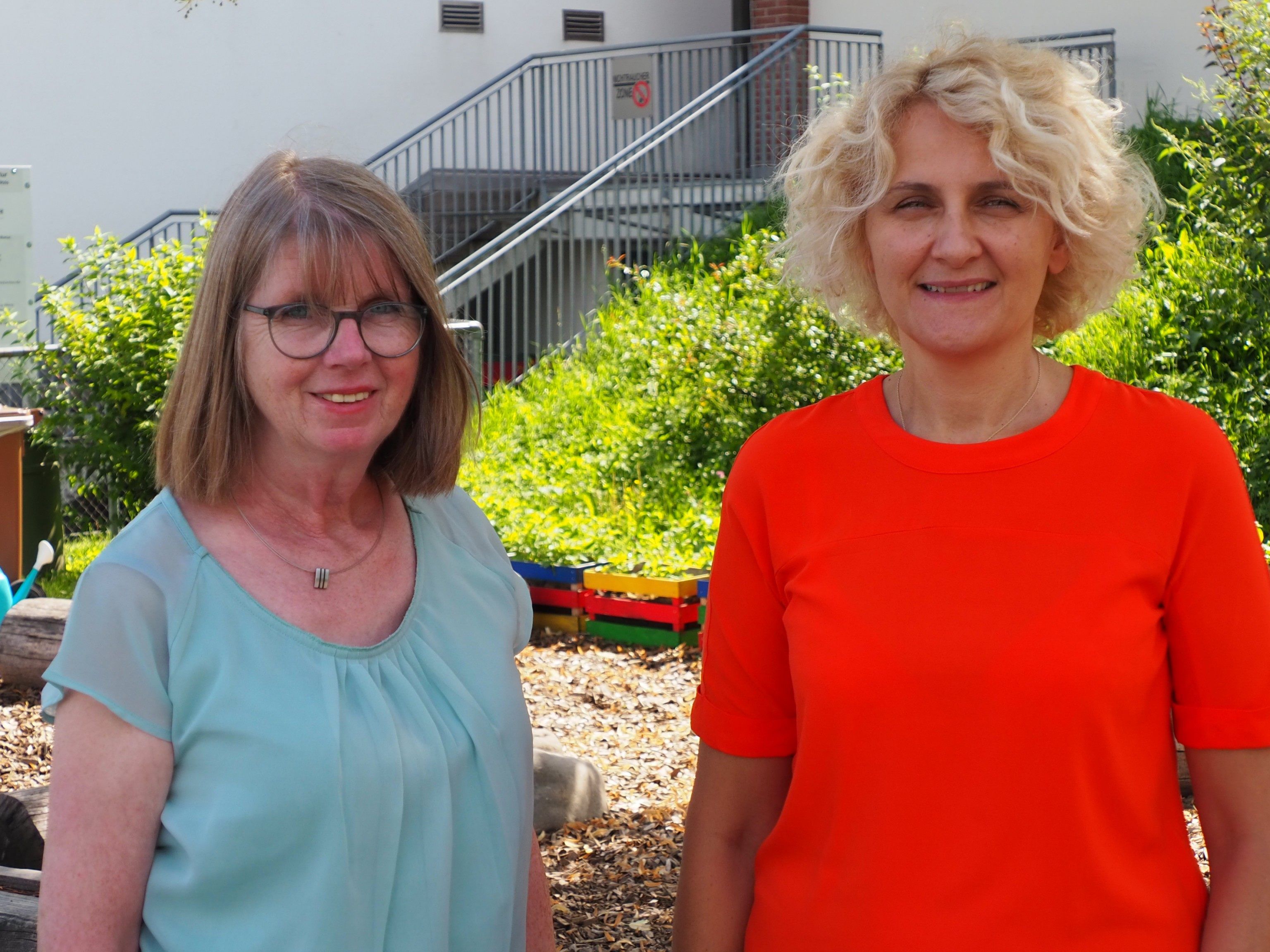 Martha Caballero mit ihrer Nachfolgerin Sonja Stern