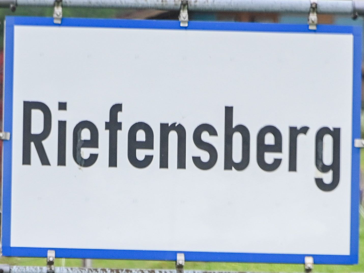 Die beiden Motorradfahrer waren in Riefensberg unterwegs als sie verunfallten.