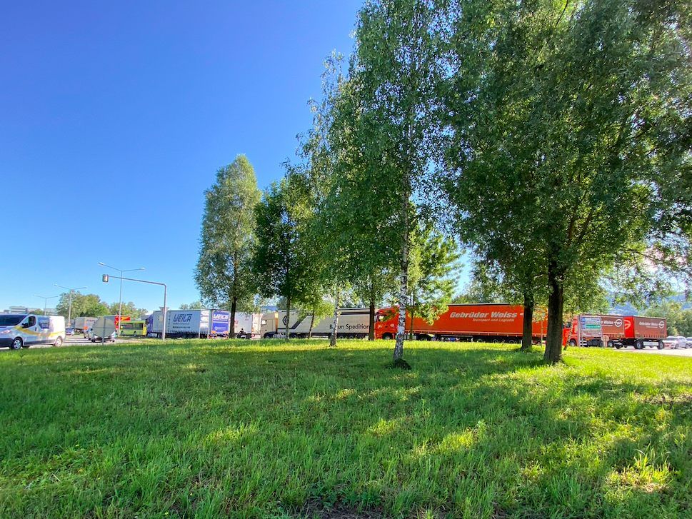 Das beinahe tägliche Verkehrschaos am Güterbahnhof soll durch die neuen Regelungen beseitigt werden. Das beinahe tägliche Verkehrschaos am Güterbahnhof soll durch die neuen Regelungen beseitigt werden.