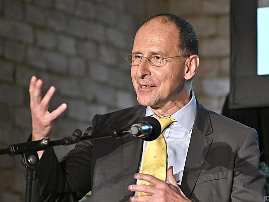 Beschwerde wegen der Bemerkung des Politikwissenschafters Beschwerde wegen der Bemerkung des Politikwissenschafters
