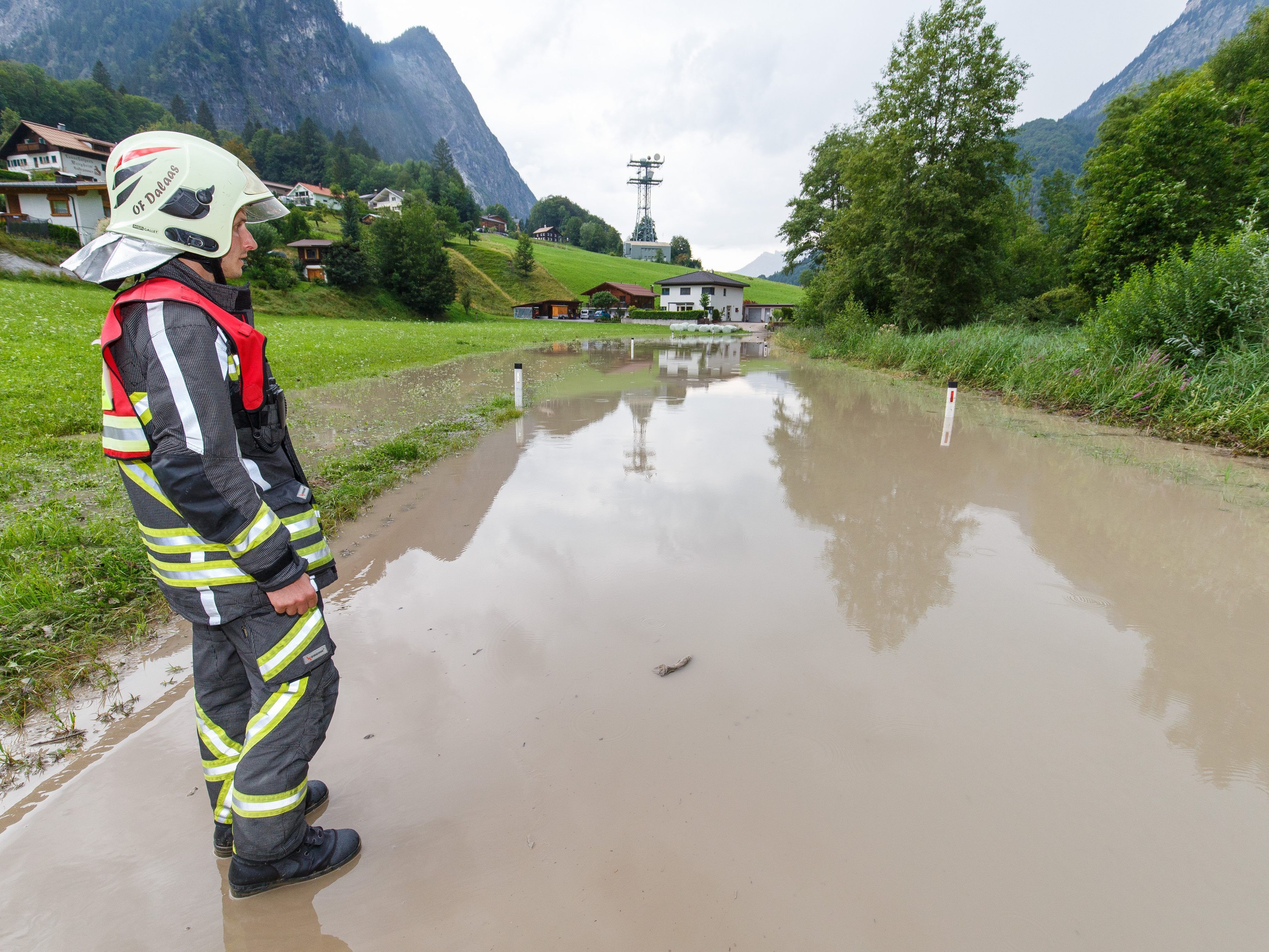 Auch in Dalaas war die Feuerwehr im Einsatz. Auch in Dalaas war die Feuerwehr im Einsatz.