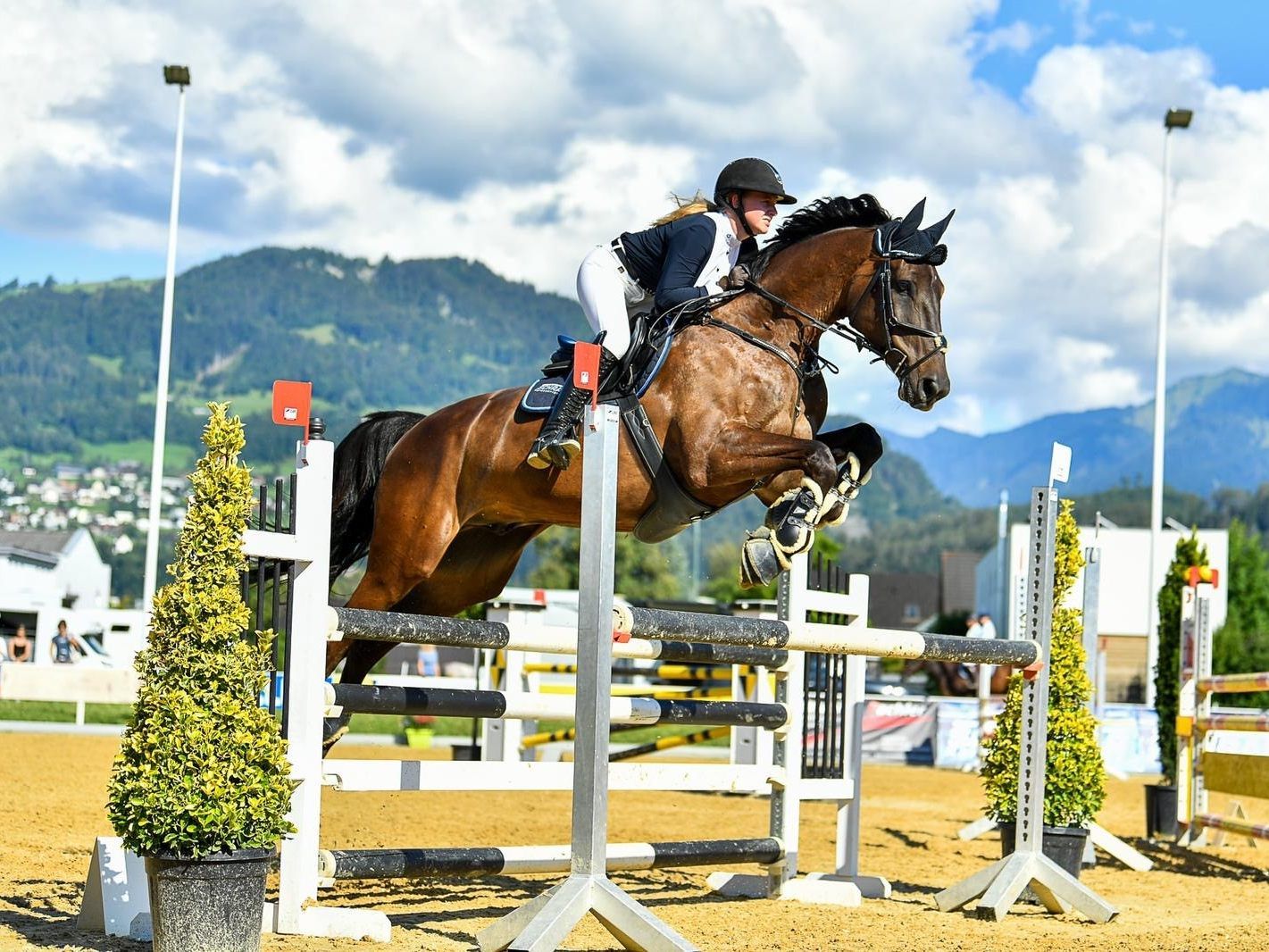 Annika Schratter gewann zwei Springreitprüfungen in Rankweil Annika Schratter gewann zwei Springreitprüfungen in Rankweil