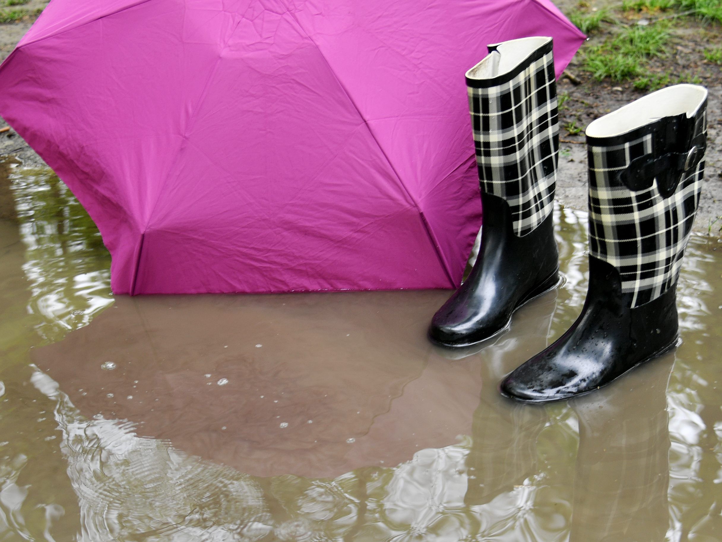 Die neue Woche startet mit viel Regen.