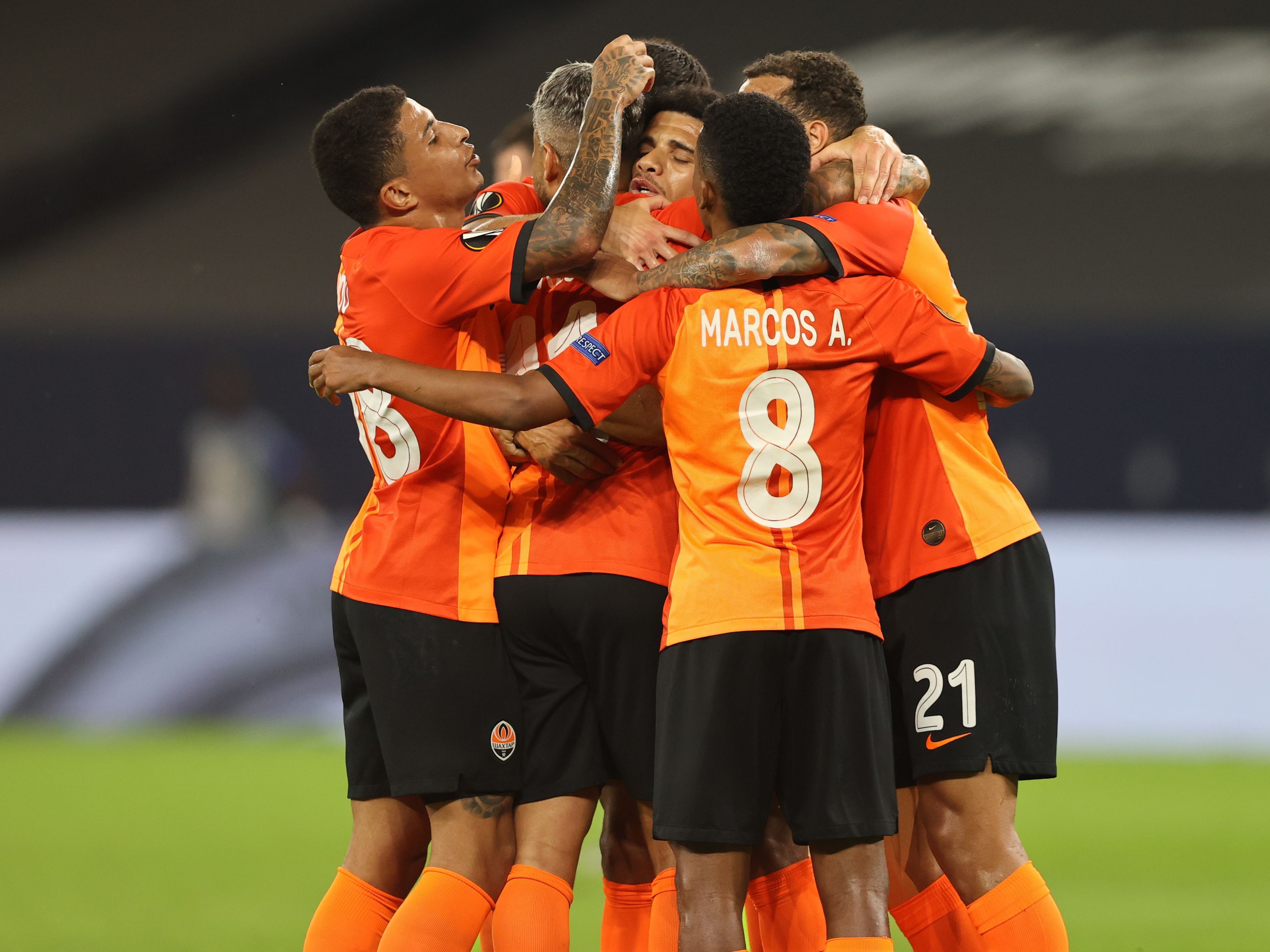 Das mit zahlreichen Brasilianern gespickte Team von Donetsk ließ dem FC Basel keine Chance. Das mit zahlreichen Brasilianern gespickte Team von Donetsk ließ dem FC Basel keine Chance.