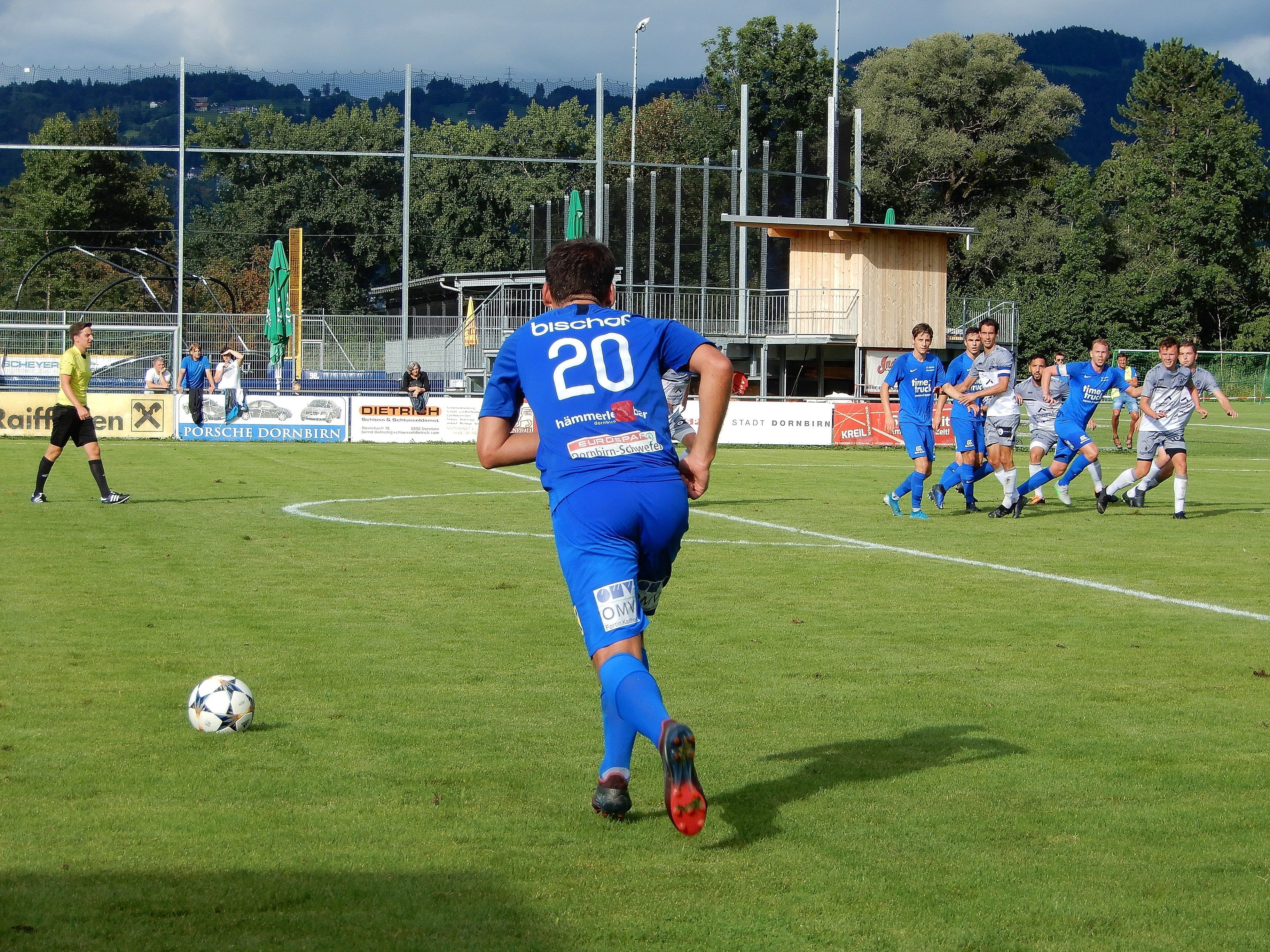Im Moment läuft es für den SC Admira rund - vier Spiele, vier Siege lautet die Bilanz der bisherigen Meisterschaft. Im Moment läuft es für den SC Admira rund - vier Spiele, vier Siege lautet die Bilanz der bisherigen Meisterschaft.