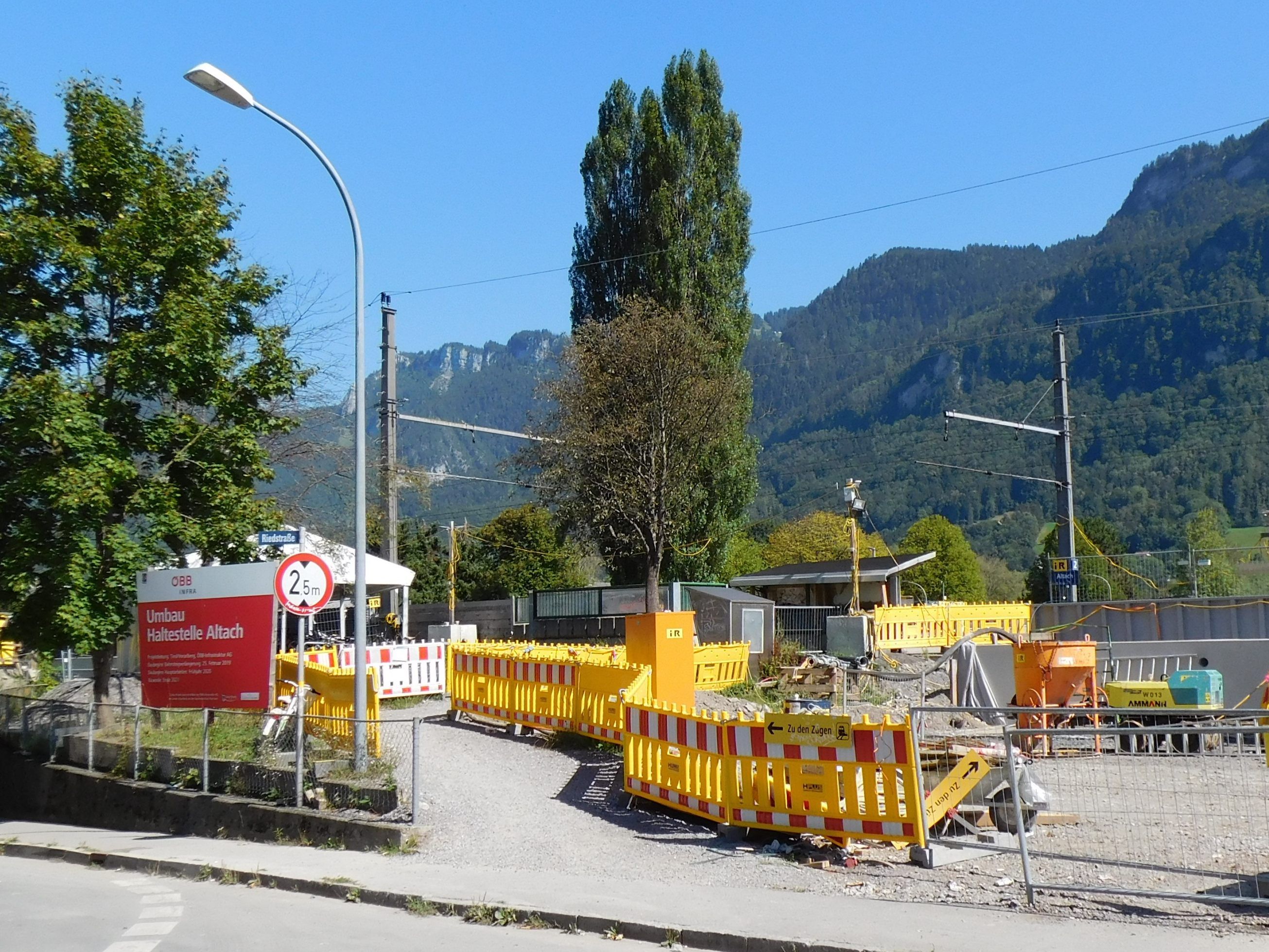 Die Umbauarbeiten am Altacher Bahnhof laufen auf Hochtouren Die Umbauarbeiten am Altacher Bahnhof laufen auf Hochtouren