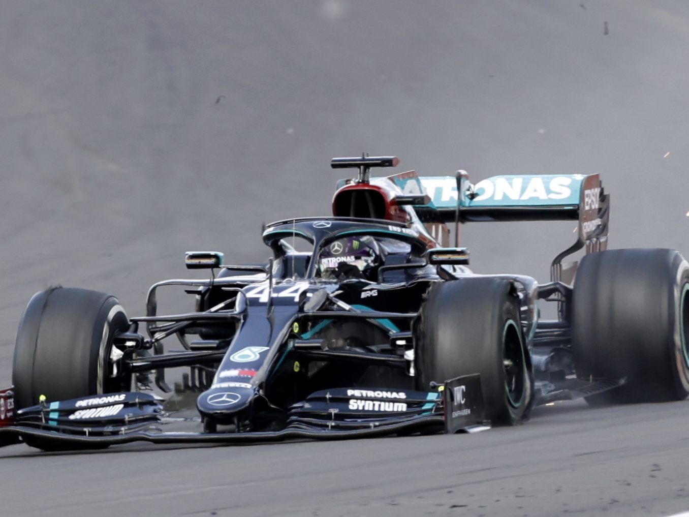 Hamilton musste nur kurz vor Schluss wirklich um den Sieg zittern Hamilton musste nur kurz vor Schluss wirklich um den Sieg zittern