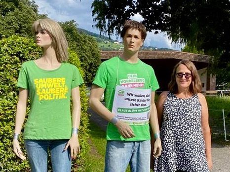Bürgermeisterkandidatin Reingard Hensler mit "Freda und Sascha" Bürgermeisterkandidatin Reingard Hensler mit "Freda und Sascha"