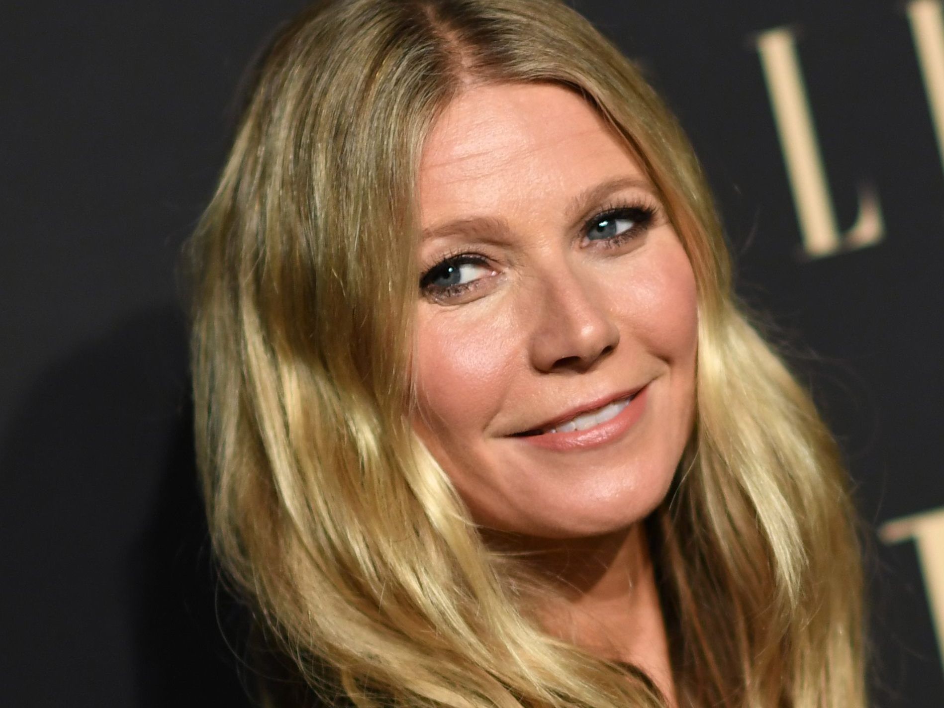 Paltrow holte sich Blowjob-Tipps von der 12 Jahre älteren Visagistin Berkoff.