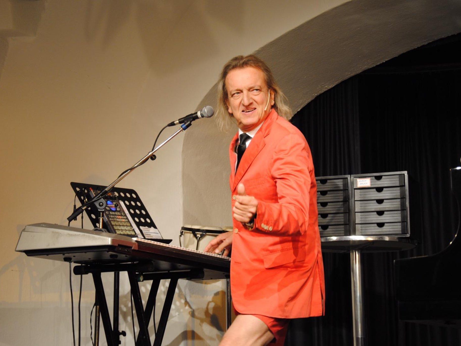 Mit Markus Linder in „O Solo Mio“ beginnt der (Corona)Herbst bei Kultur im Löwen