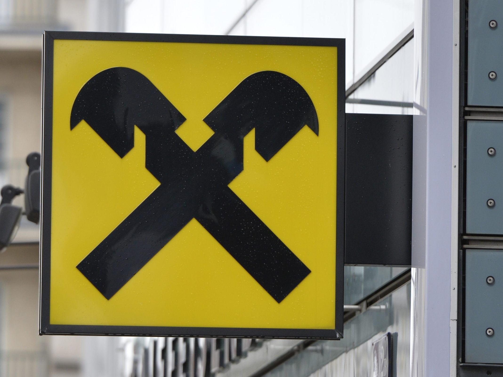Rund 2.000 Vorarlberger sind von den Kündigungen der Bausparverträge betroffen. Rund 2.000 Vorarlberger sind von den Kündigungen der Bausparverträge betroffen.