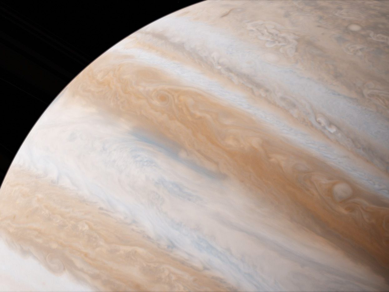 Blitze auf dem Jupiter: Wissenschafter haben eine Theorie.