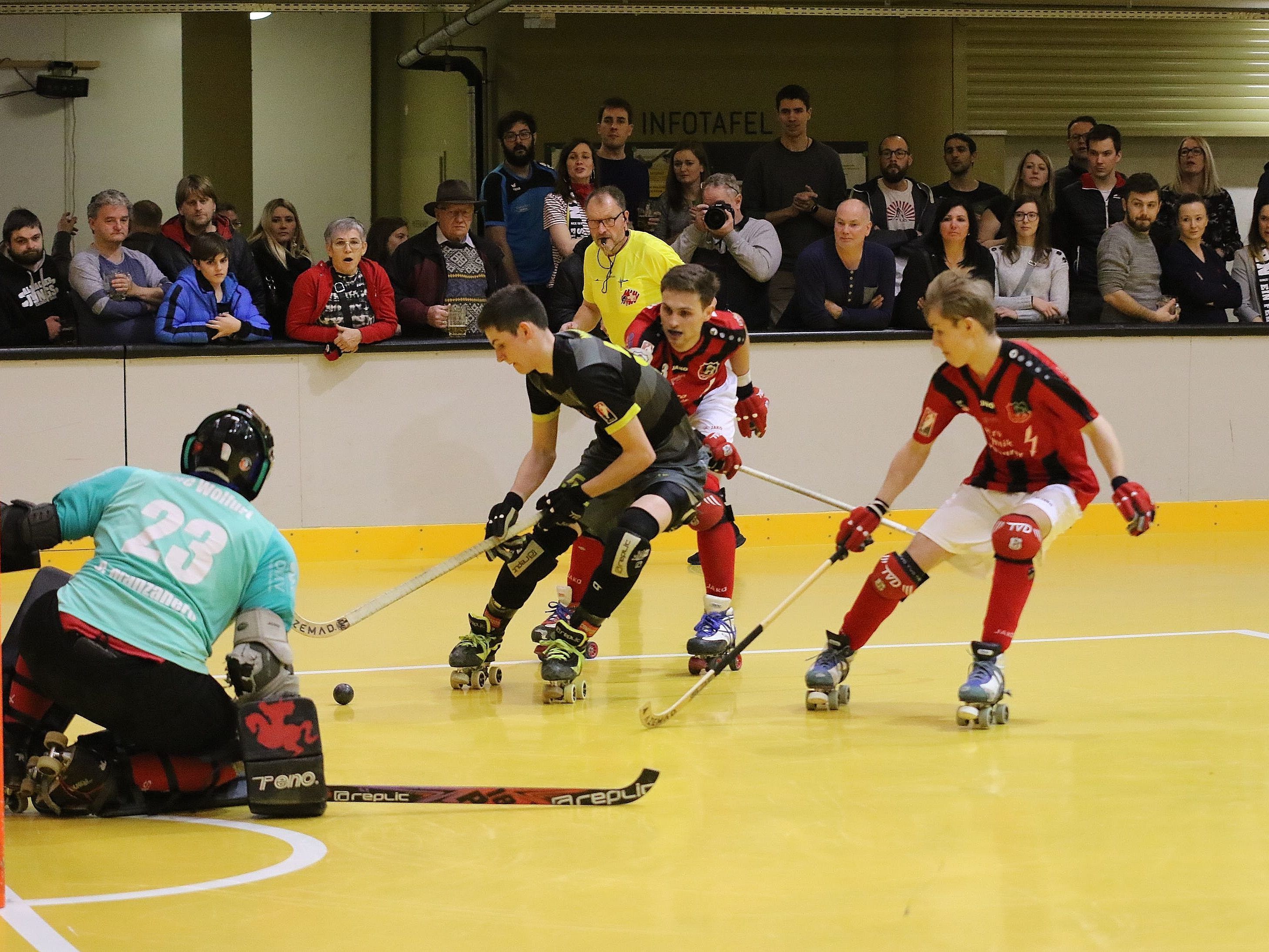 Am 22. August wird in der Dornbirner Stadthalle endlich wieder Rollhockey gespielt.