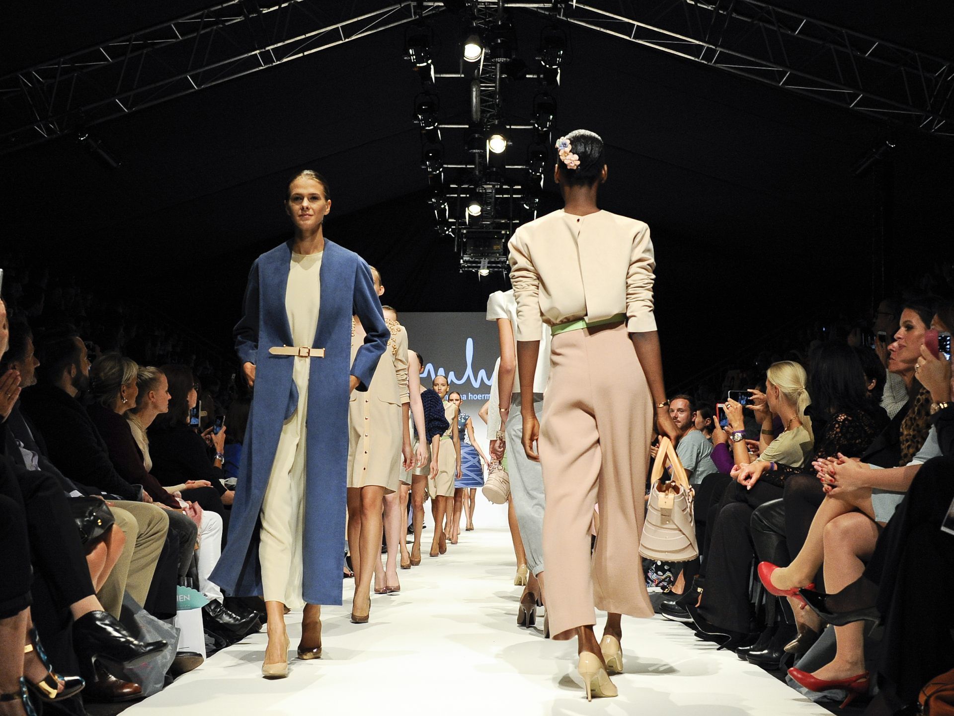 Vienna Fashion Week 2021 VIENNA.AT