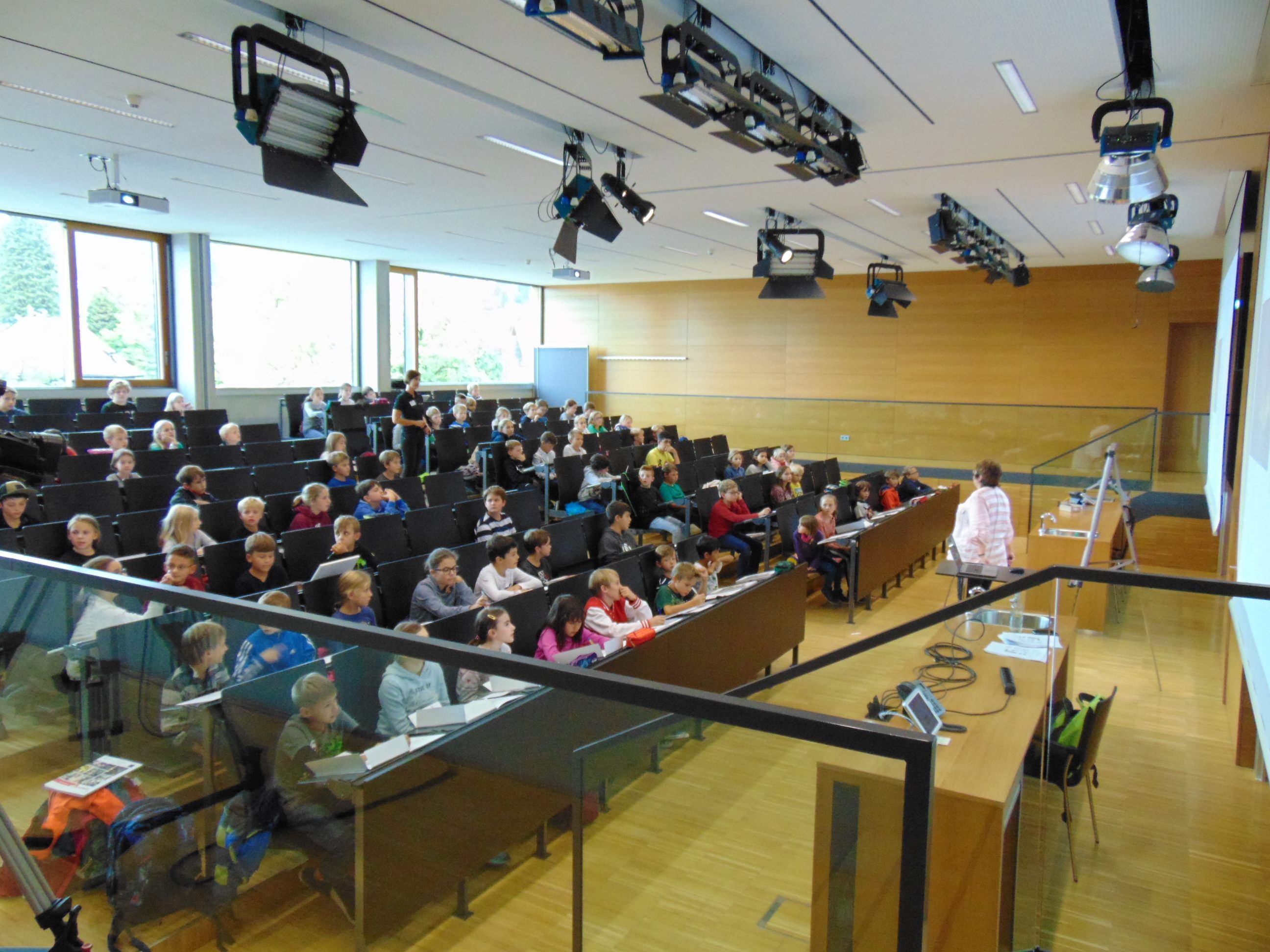 Auch die Kinderuni geht im neuen Semester neue Wege
