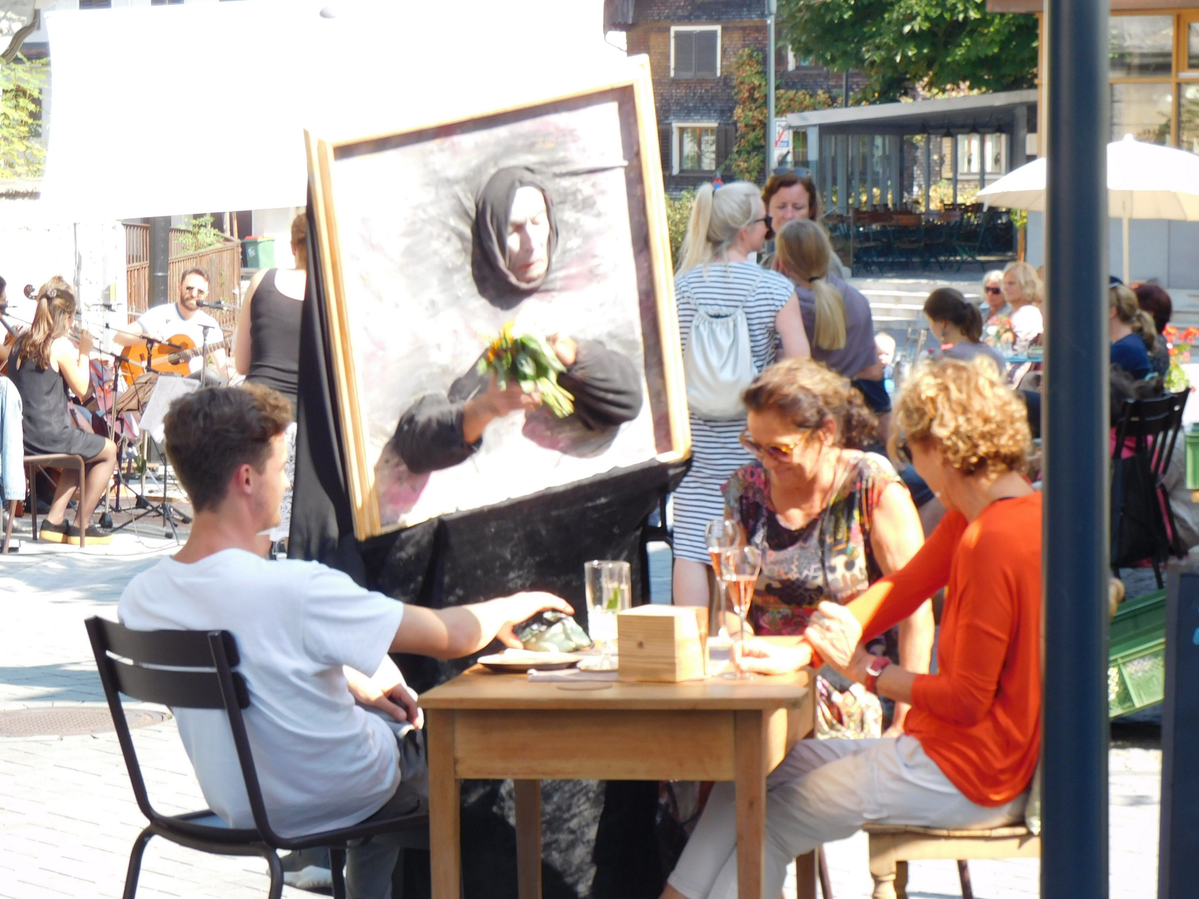 Beste Stimmung beim Strossaleaba in der Harrachgasse