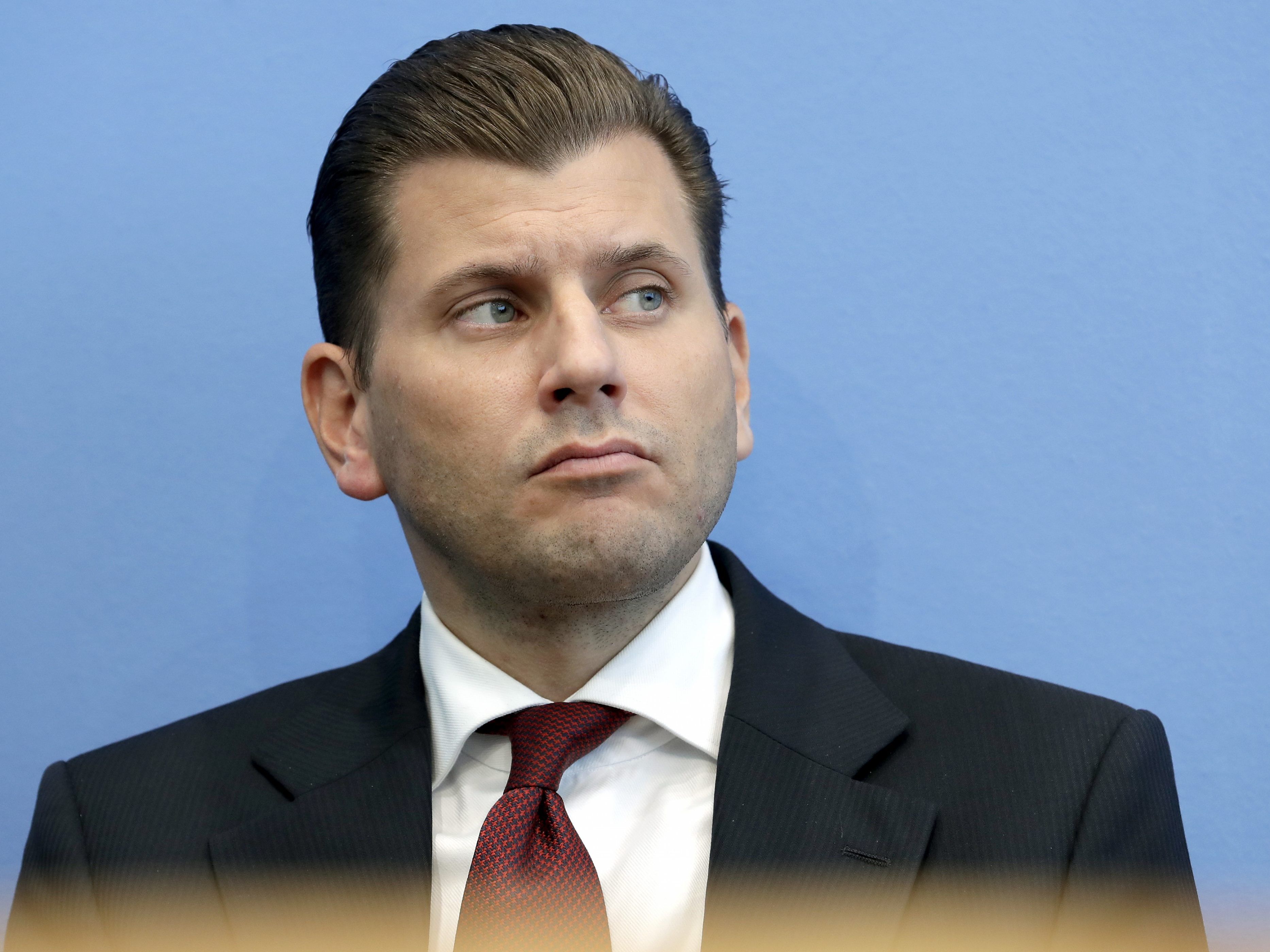 Lüth soll die menschenverachtenden Äußerungen im Gespräch mit einer Bloggerin getätigt haben.