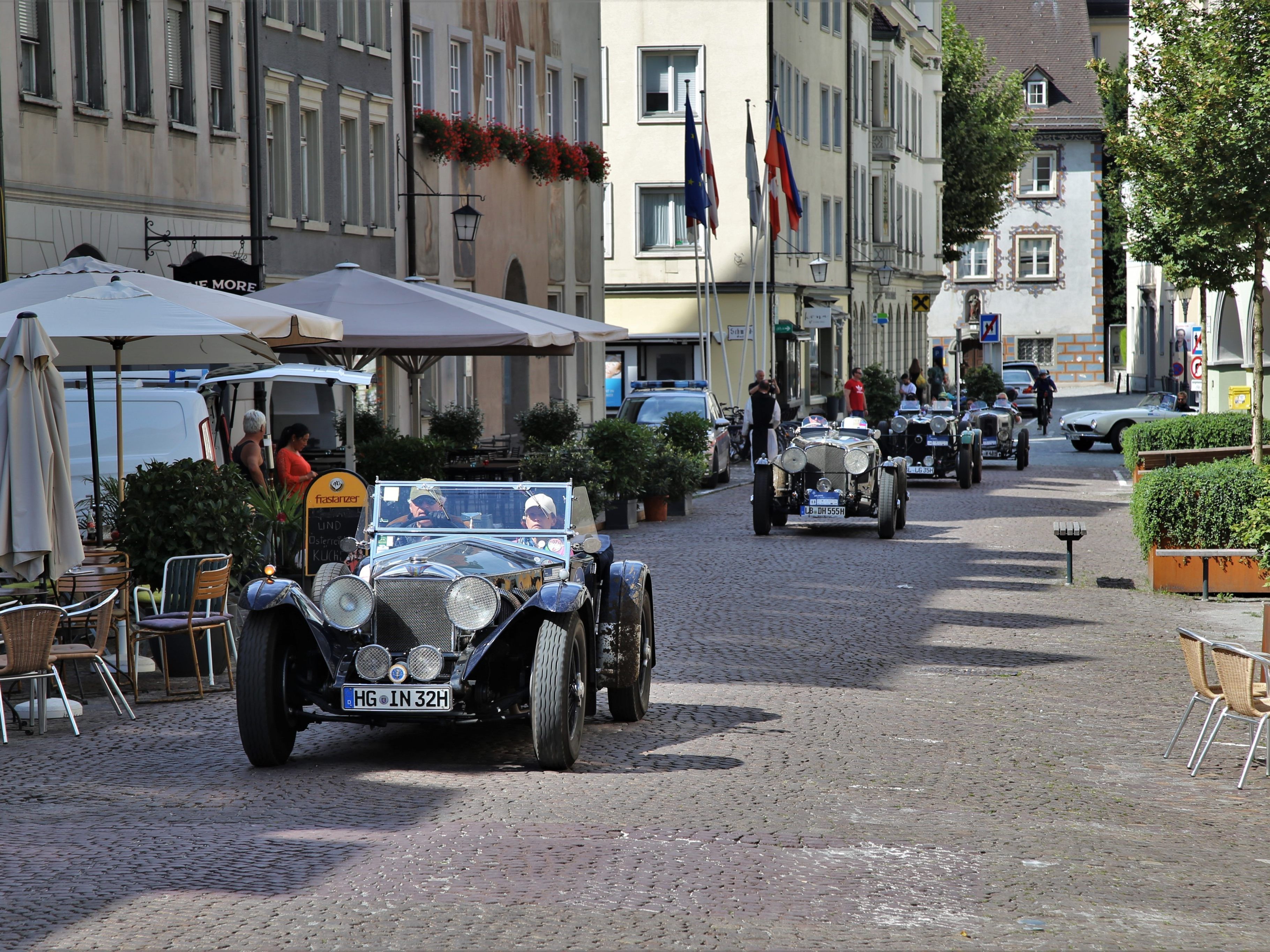Oldtimer düsten durch die Feldkircher Neustadt.