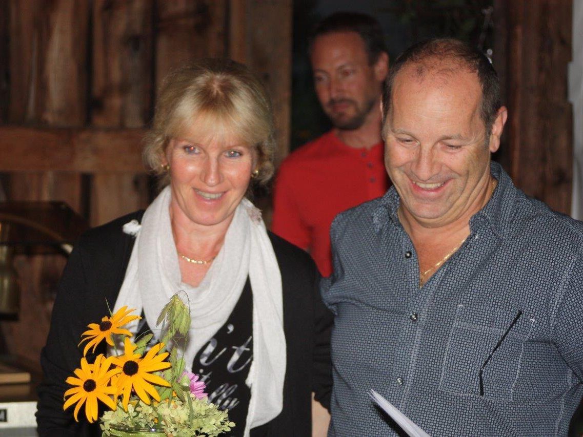 Peter Ladurner mit Frau Rosi wurde in einem gebührenden Rahmen verabschiedet