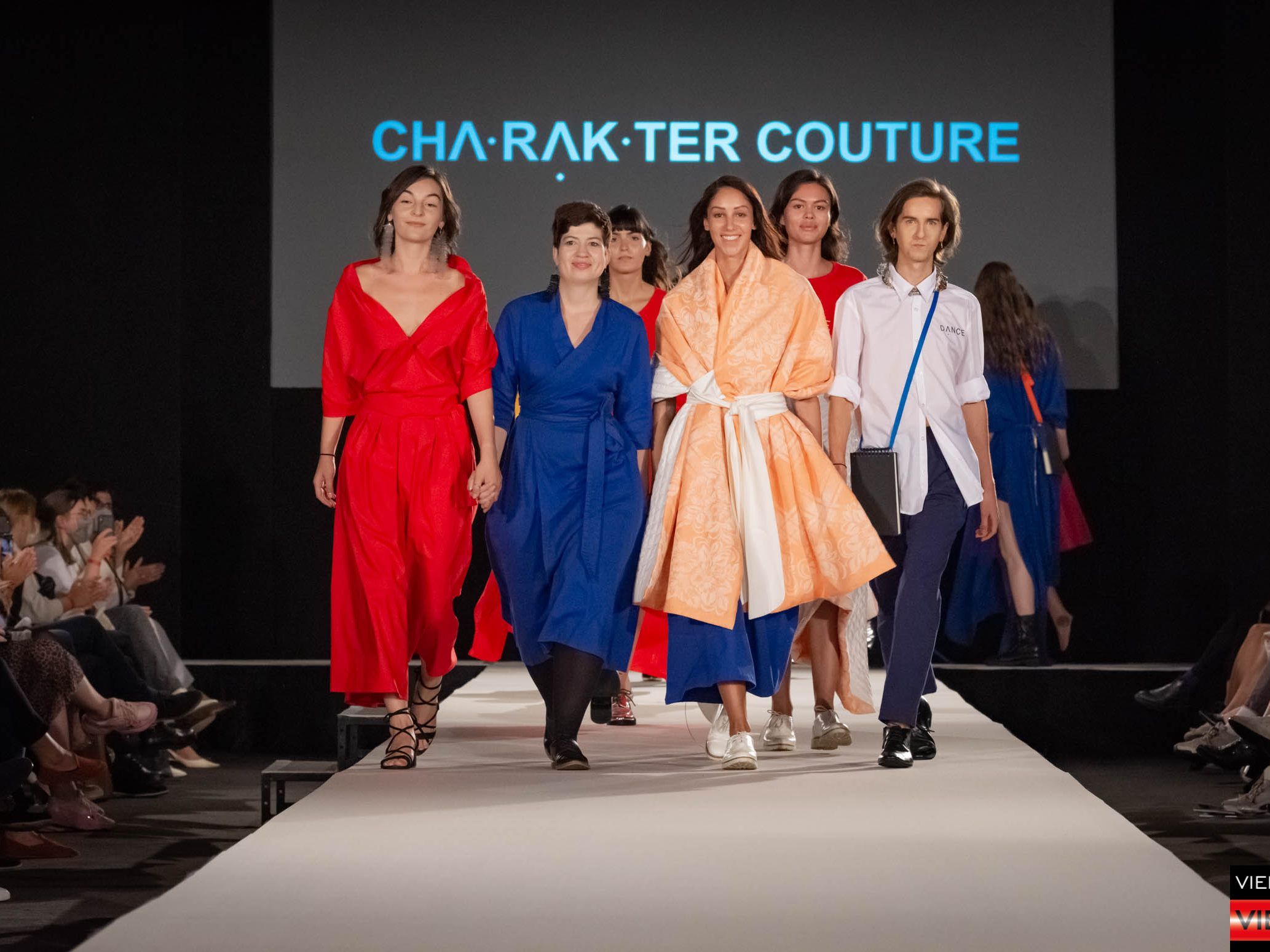 MQVFW20 08.09.2020 Fashion Show von Cha_Rak_Ter Couture presented by not another concept storey not another concept store