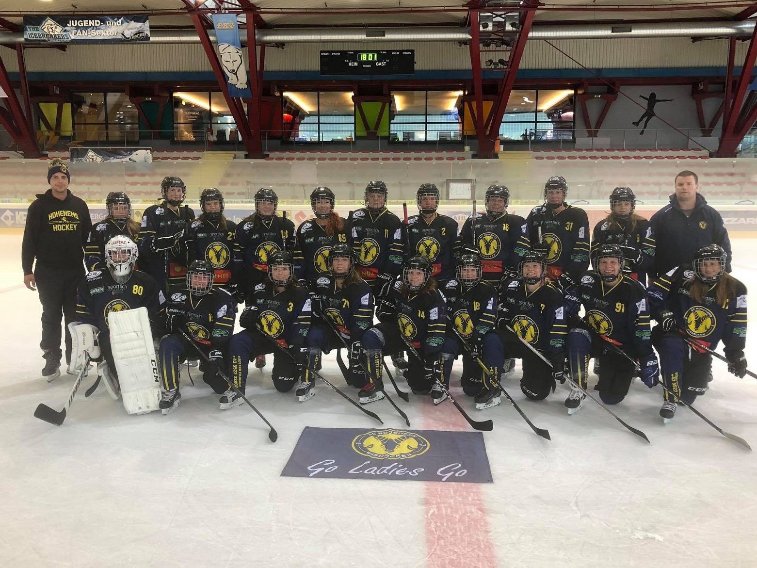 Die HSC Ladies beim Trainingslager in Zell am See Die HSC Ladies beim Trainingslager in Zell am See
