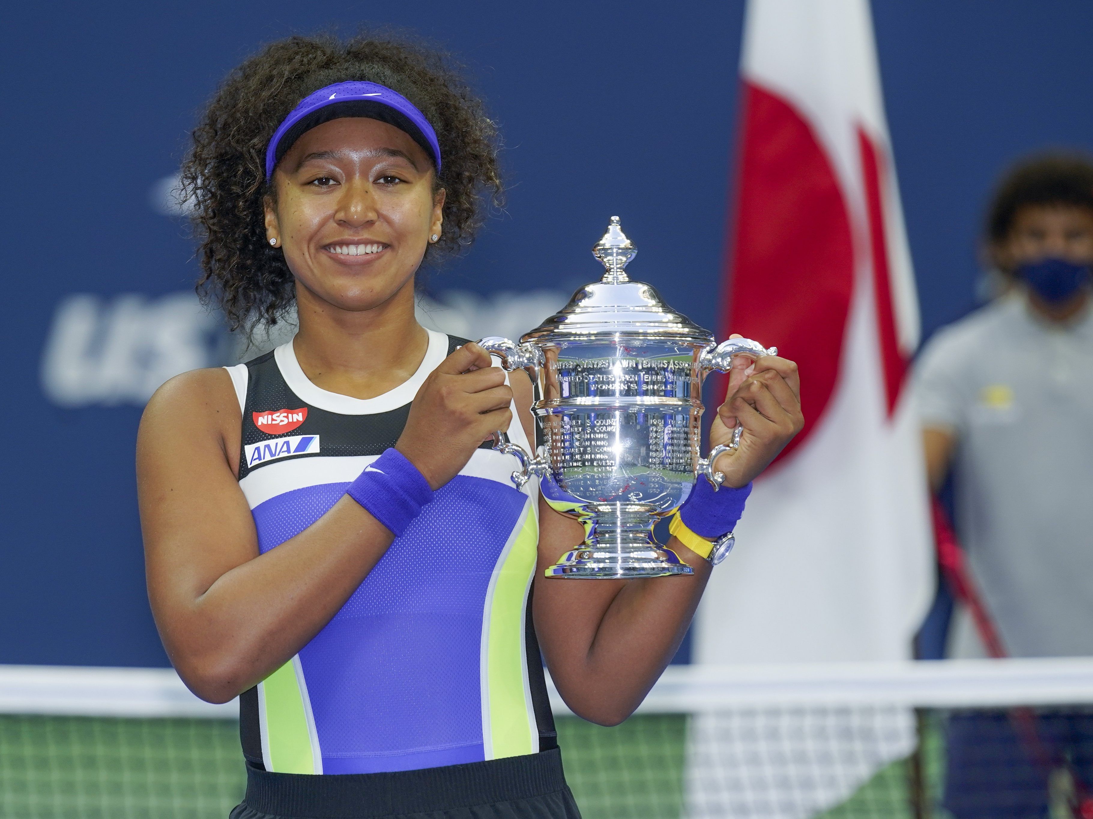 Osaka nach Drei-Satz-Sieg gegen Asarenka US-Open-Siegerin. Osaka nach Drei-Satz-Sieg gegen Asarenka US-Open-Siegerin.
