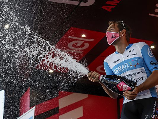 Alex Dowsett feiert seinen Etappenerfolg Alex Dowsett feiert seinen Etappenerfolg