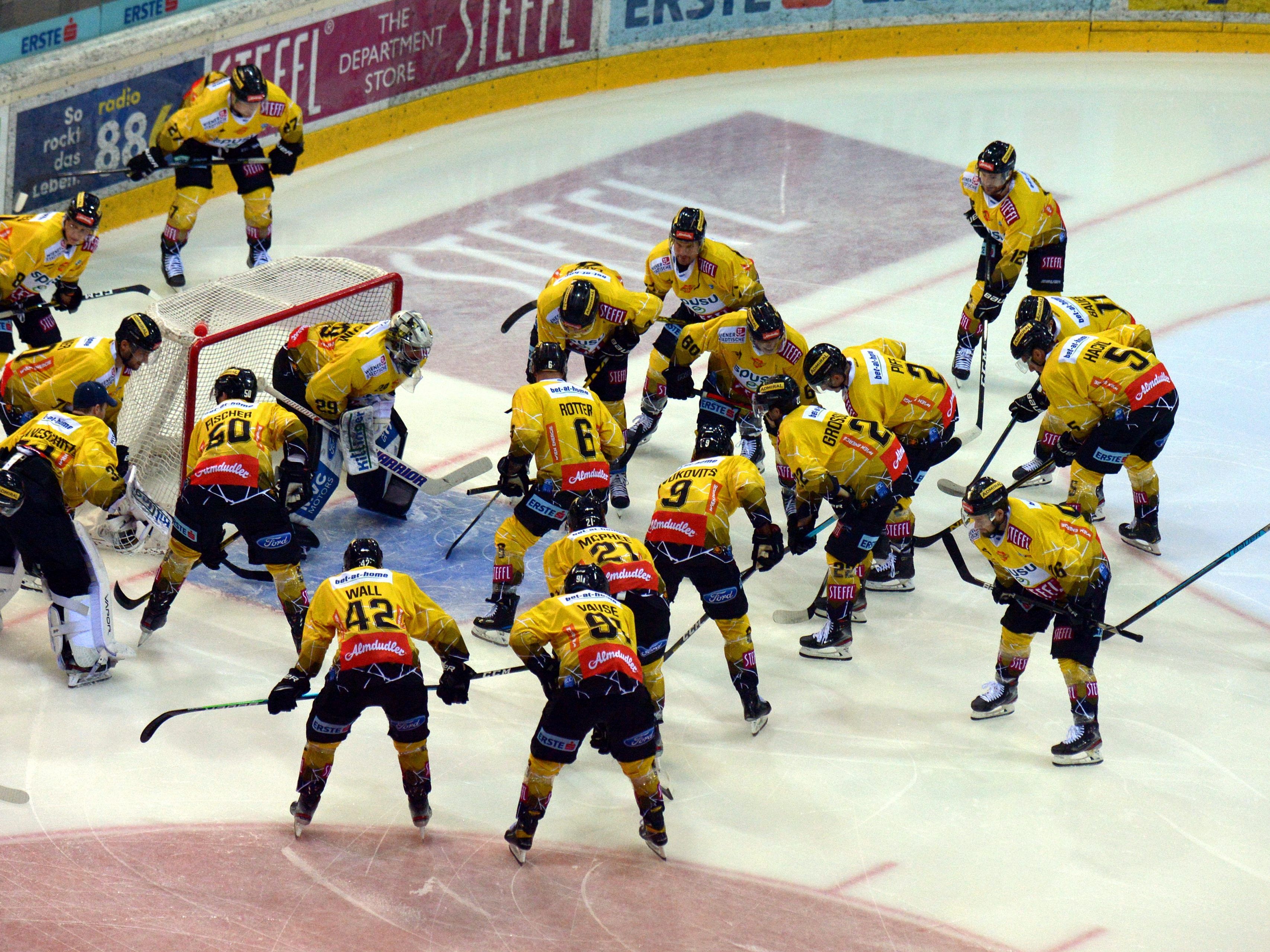 Auch KAC und Capitals meldeten Erkrankungen.