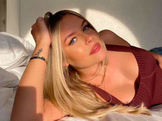 Influencerin Dagi Bee.