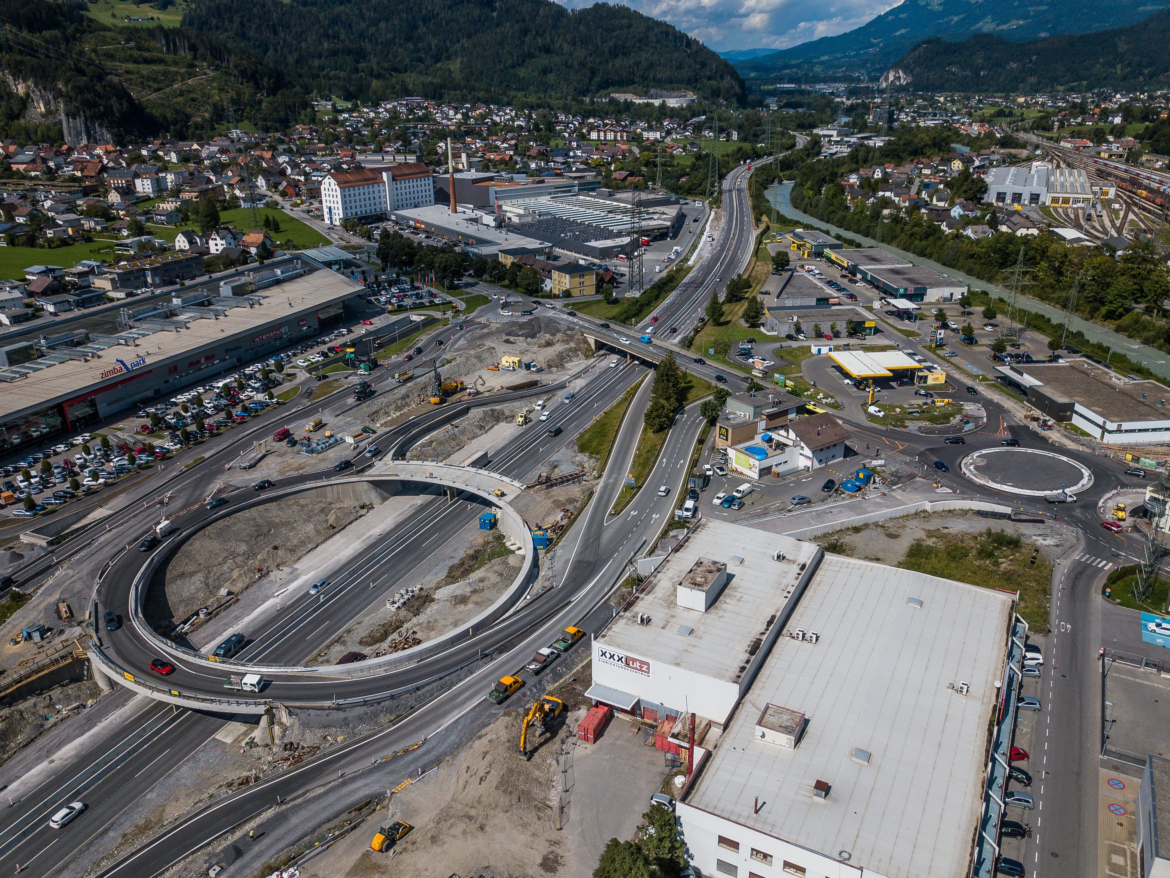 Die Arbeiten an der A14-Baustelle Bludenz-Bürs sind in vollem Gange. Die Arbeiten an der A14-Baustelle Bludenz-Bürs sind in vollem Gange.