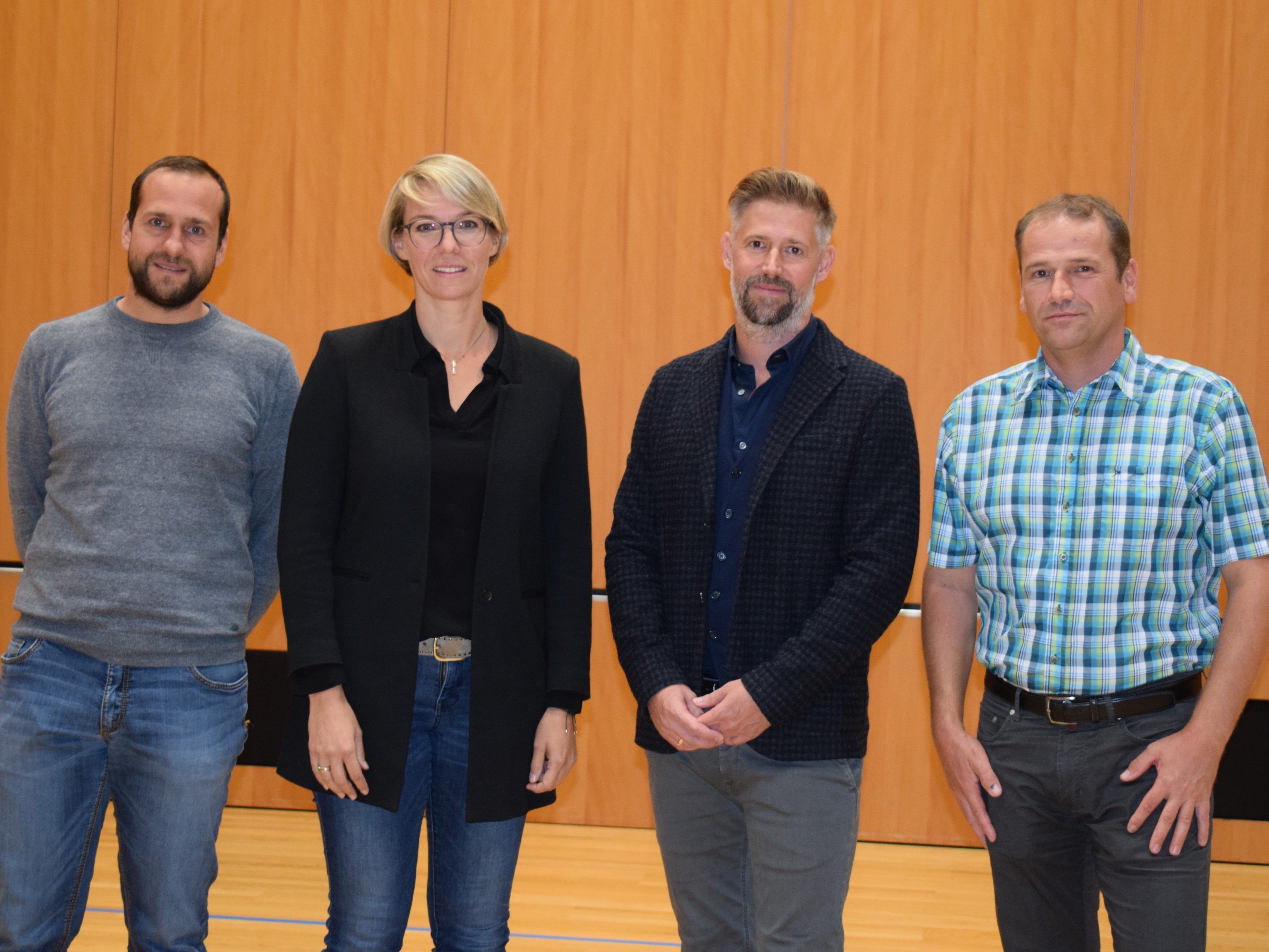 Der neue Langenegger Gemeindevorstand mit Bürgermeister Thomas Konrad. Der neue Langenegger Gemeindevorstand mit Bürgermeister Thomas Konrad.