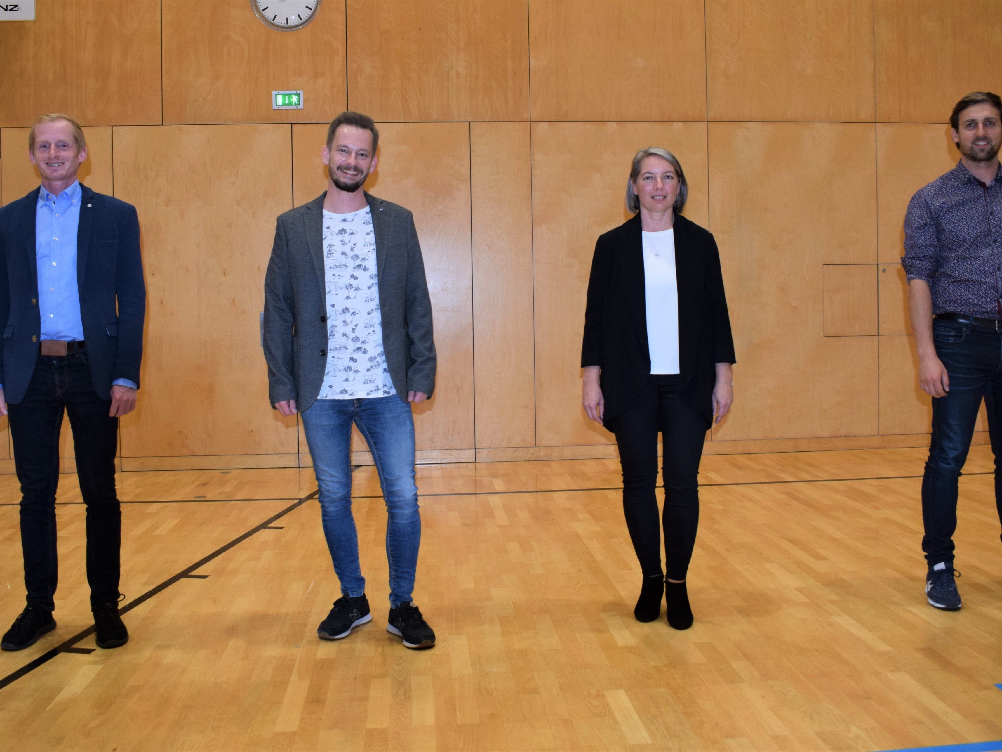Neue Gemeindespitze: GR Simon Moosbrugger, Vizebgm. Philipp Fasser, Bgm. Carmen Steurer und GR Philipp Österle (v.l.n.r.).