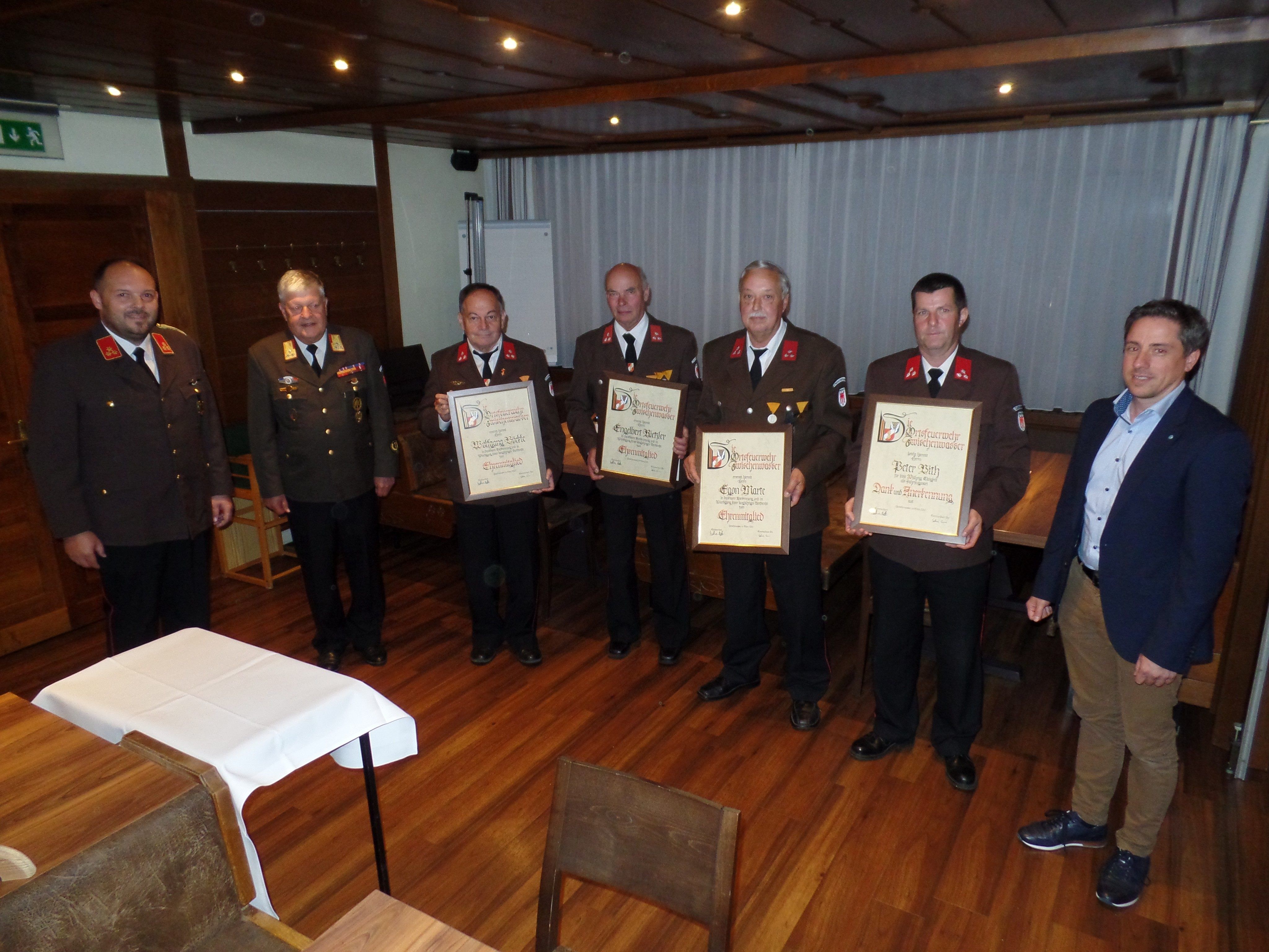 Die geehrten der OF Zwischenwasser