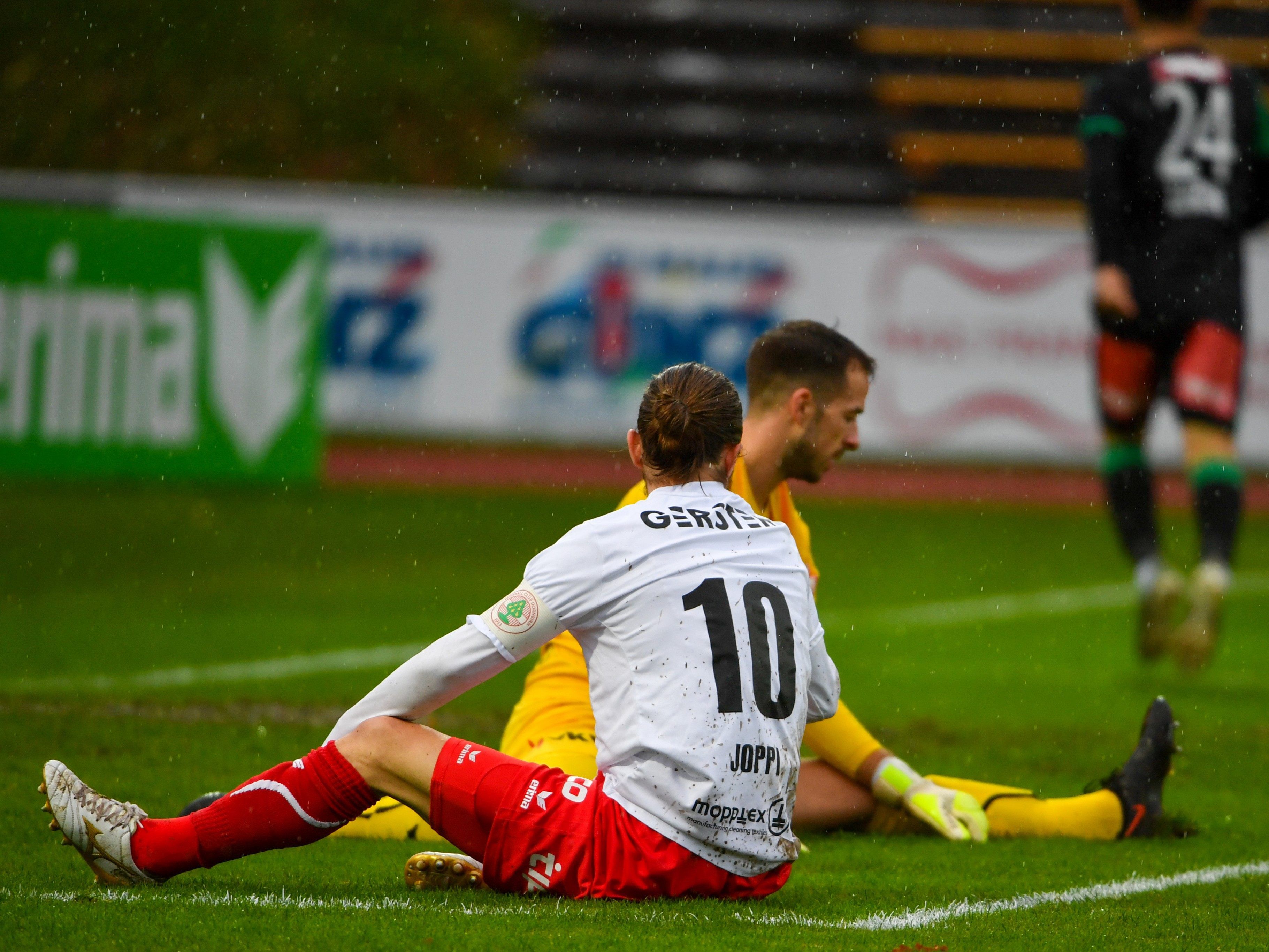 Joppi und Co. müssen weiter auf einen Sieg gegen Innsbruck warten.