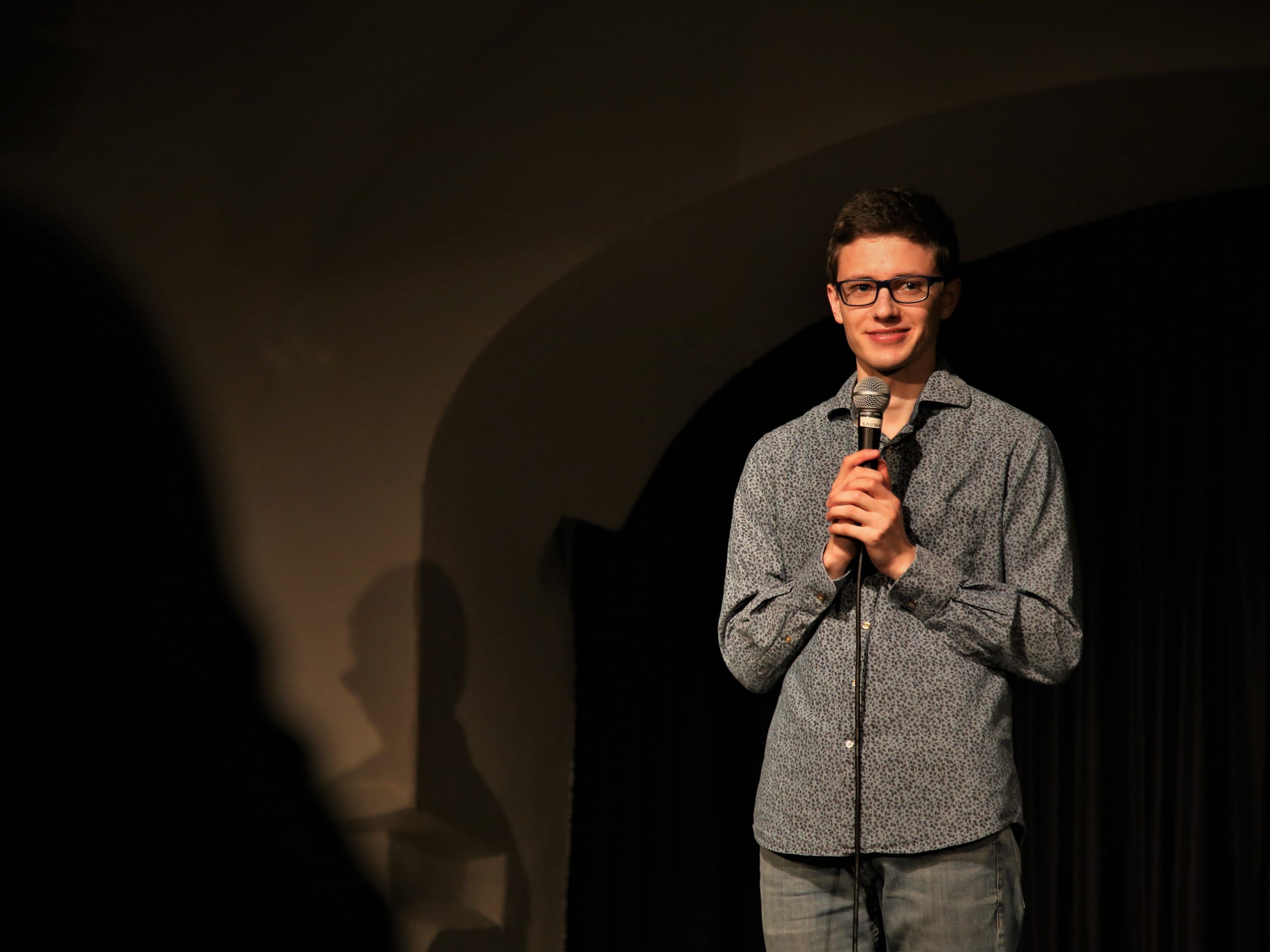 Christoph Fitz überzeugte mit seinem neuen Programm auf der TaS-Bühne in Feldkirch.