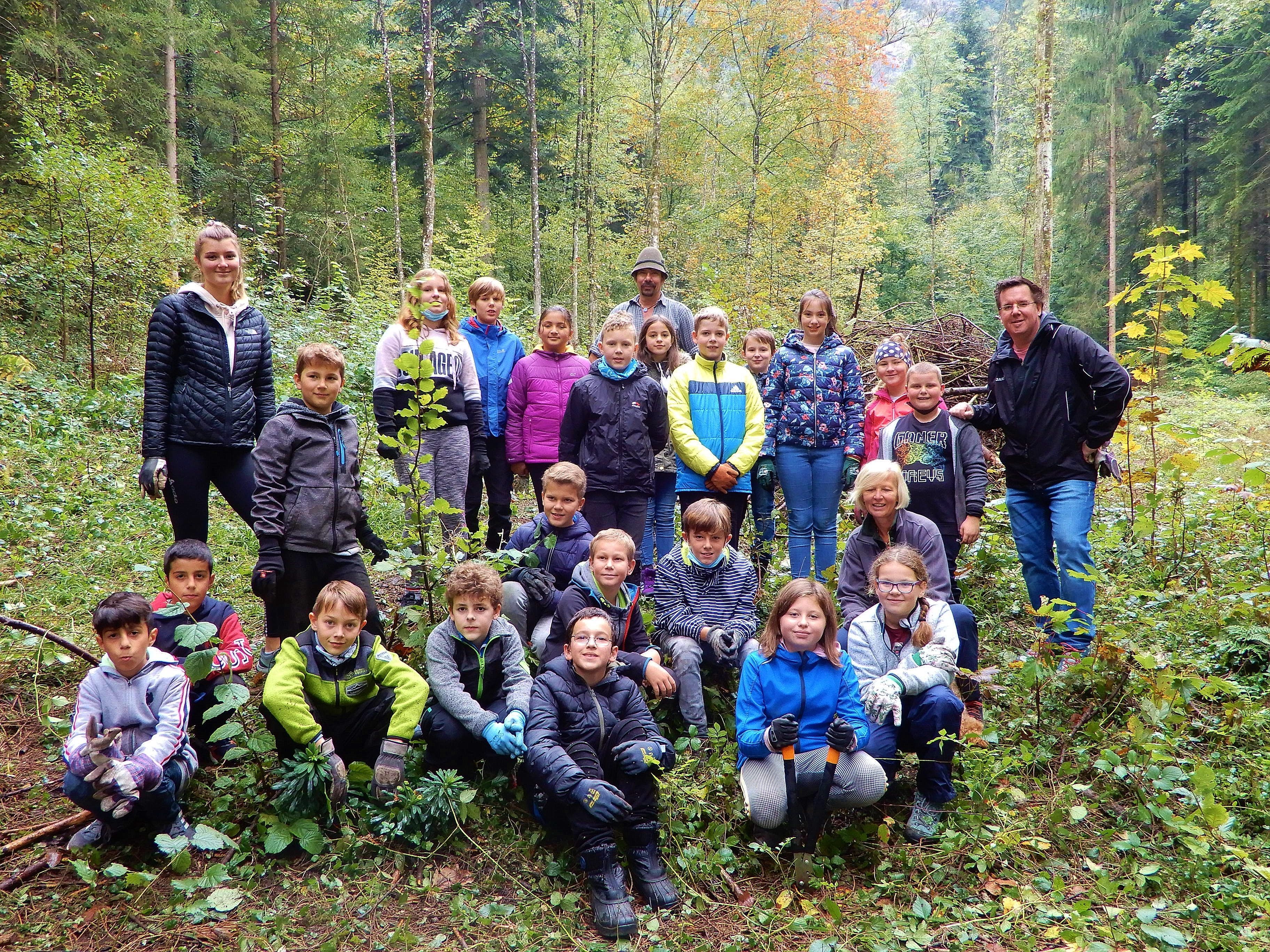 Die 1 a der MS Baumgarten erlebte einen aufregenden Tag im Wald.