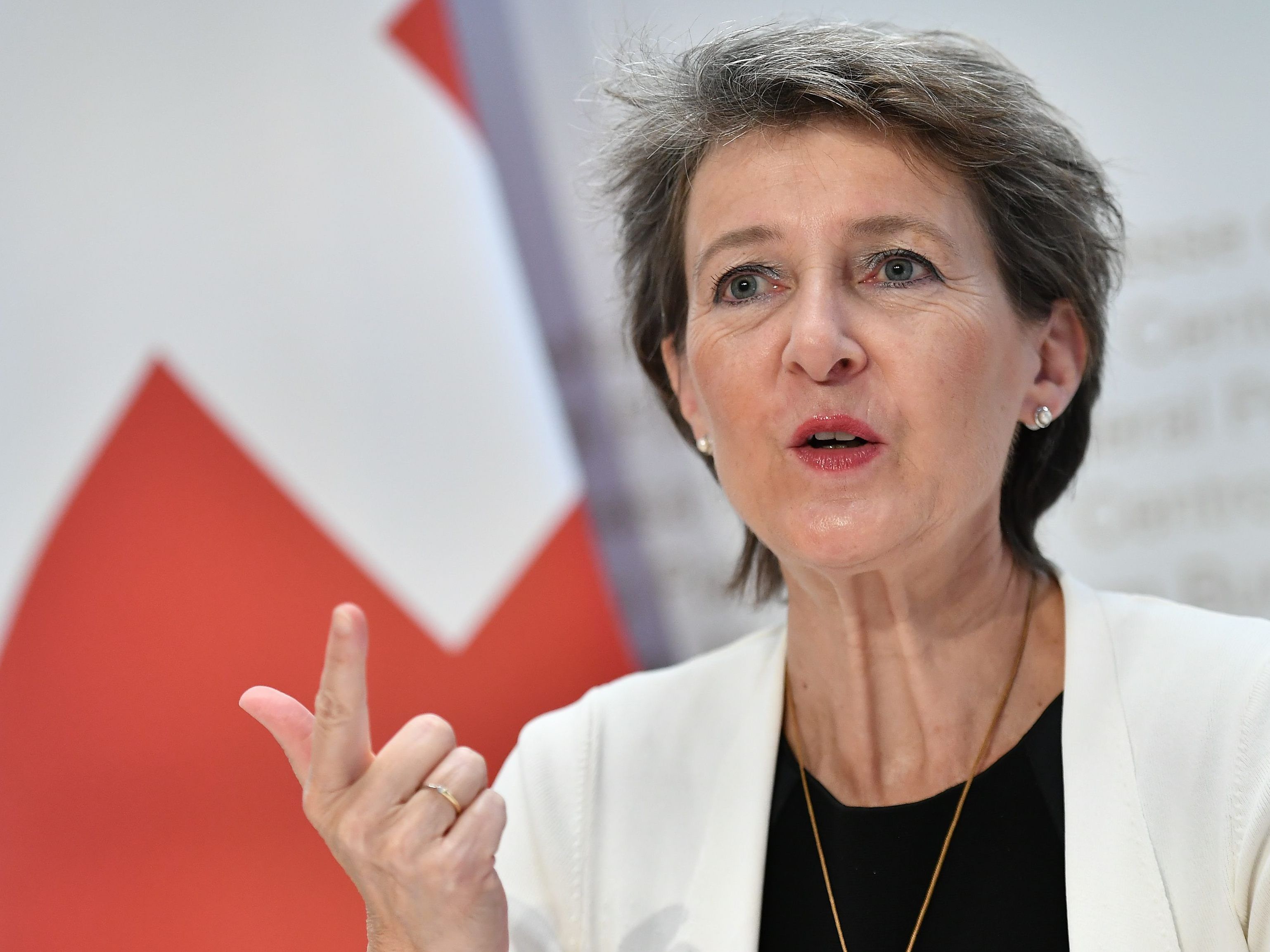 Bundespräsidentin Simonetta Sommaruga warnte vor dem Ernst der Lage in der Schweiz.