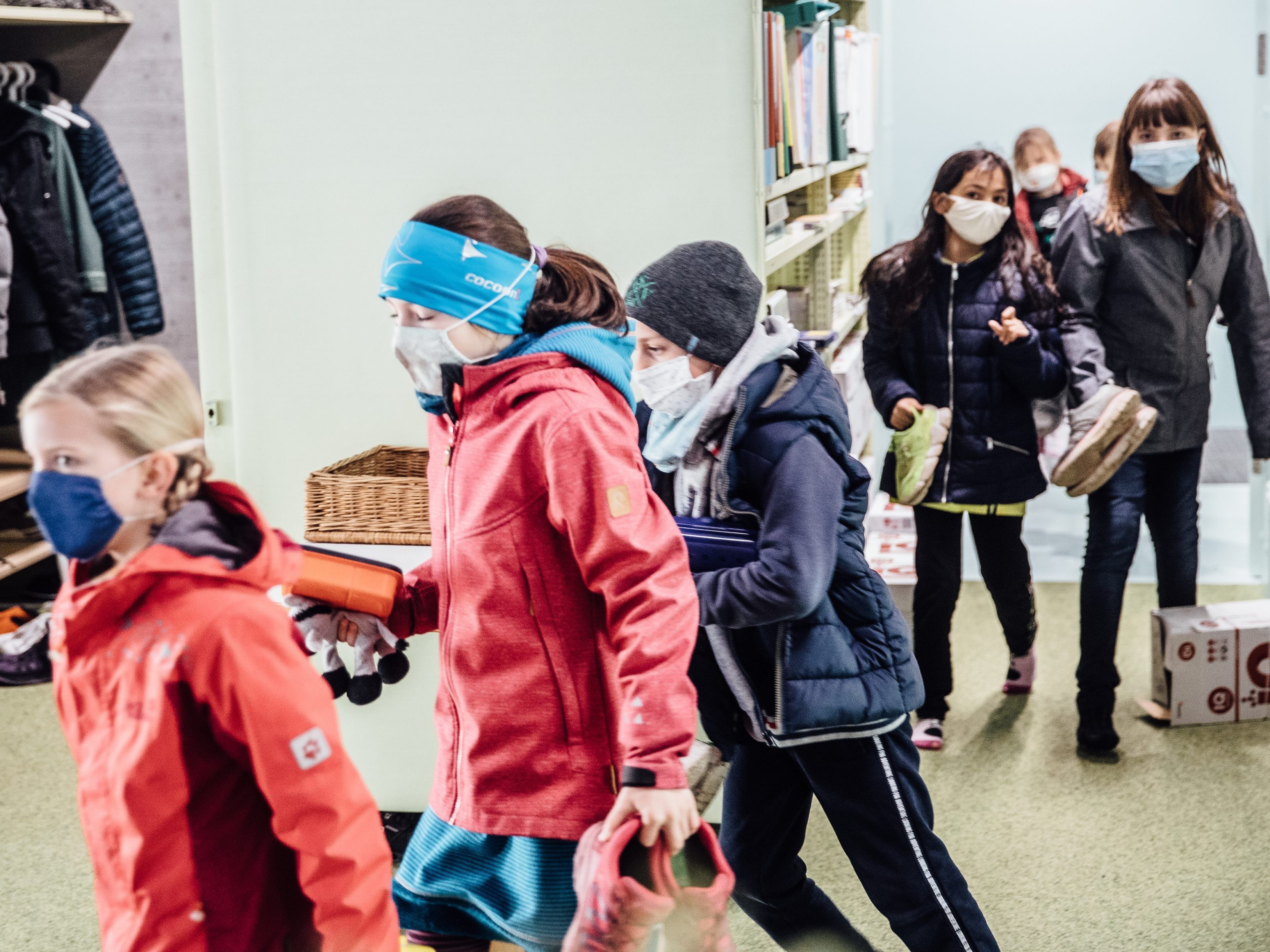 AK: Schulen müssen Kinder im Lockdown betreuen.