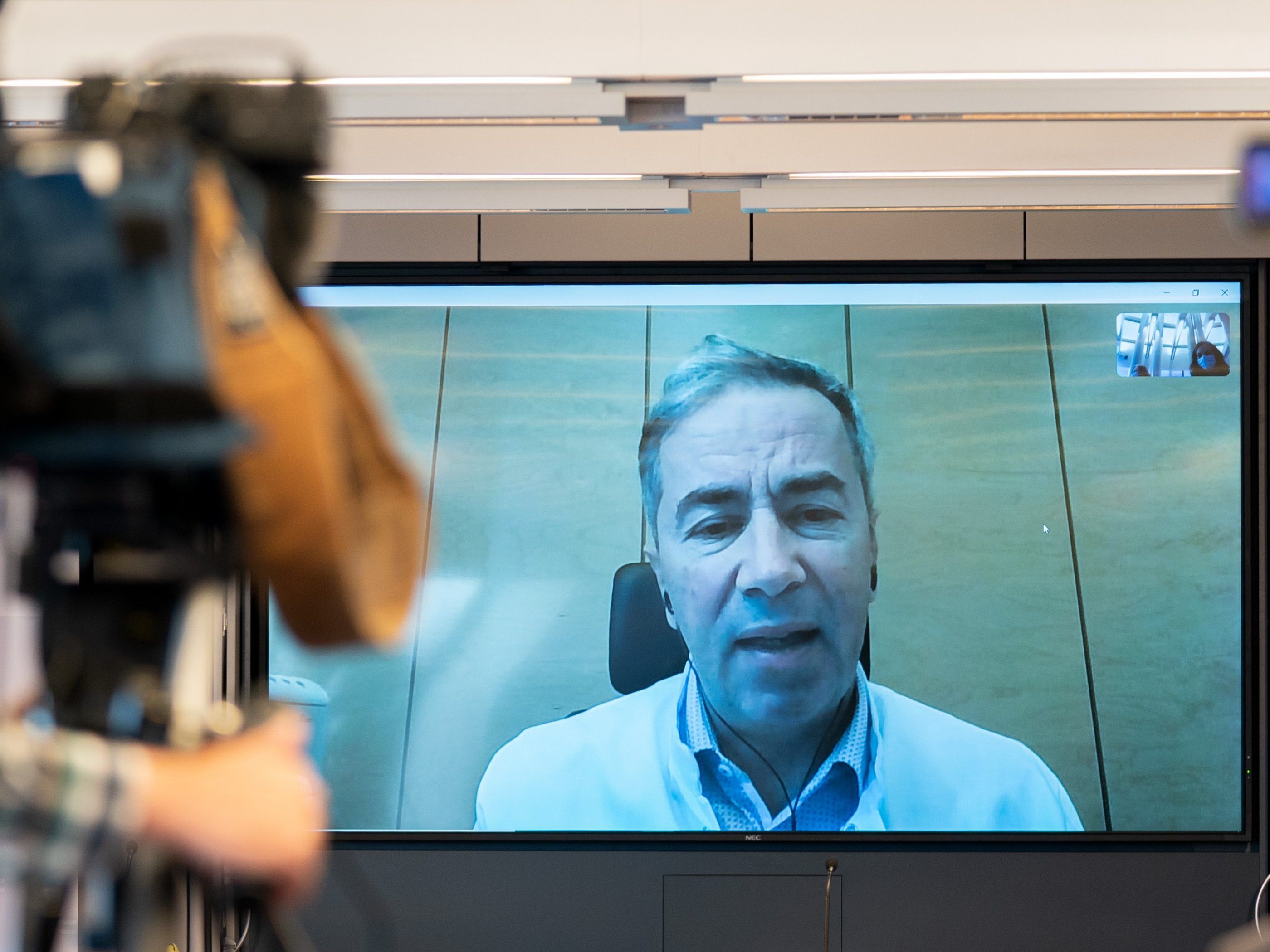 Infektiologe Günter Weiss Infektiologe Günter Weiss