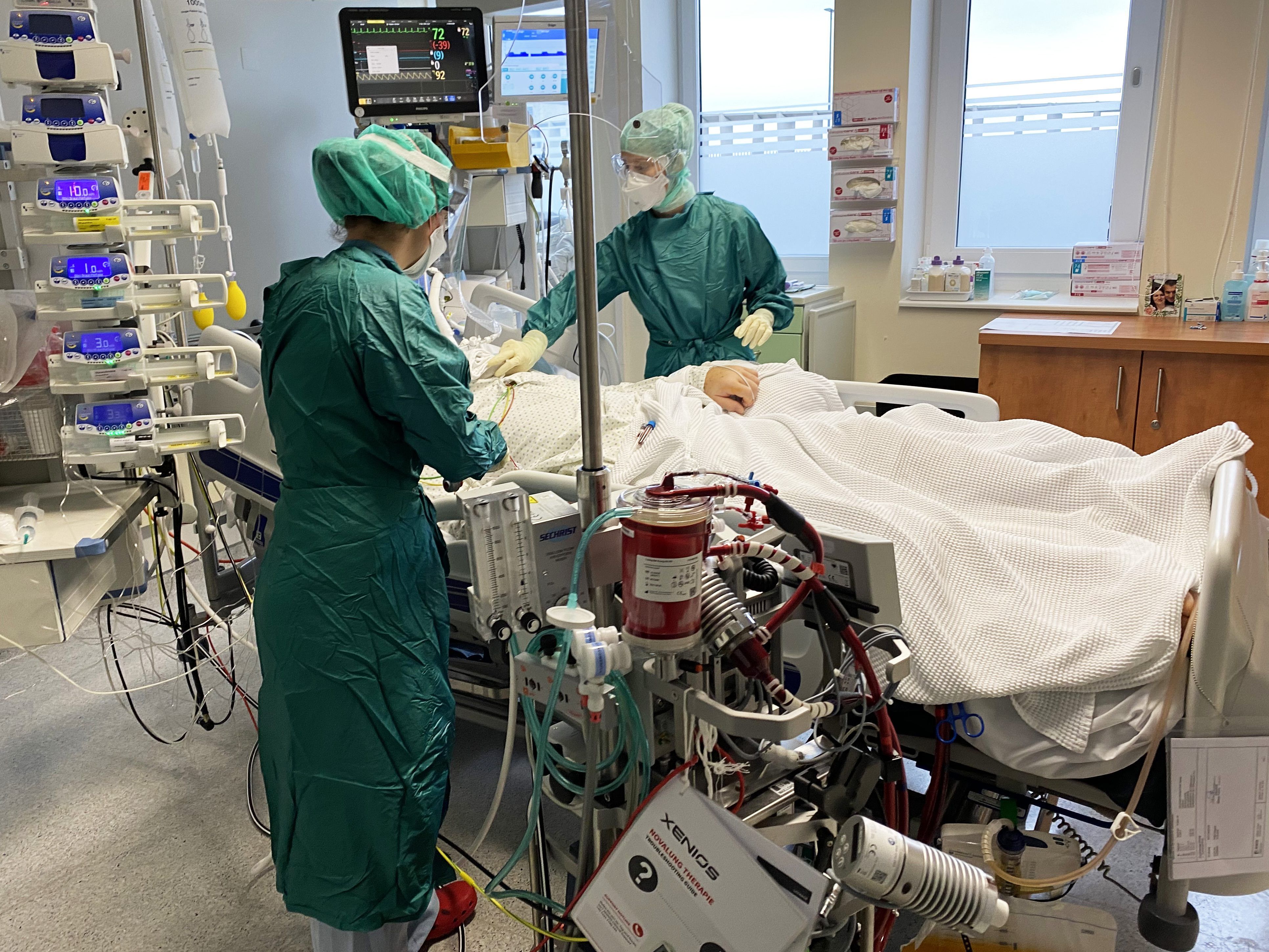Bereits mehr als 2.000 an den Folgen einer Covid-19-Infektion gestorben